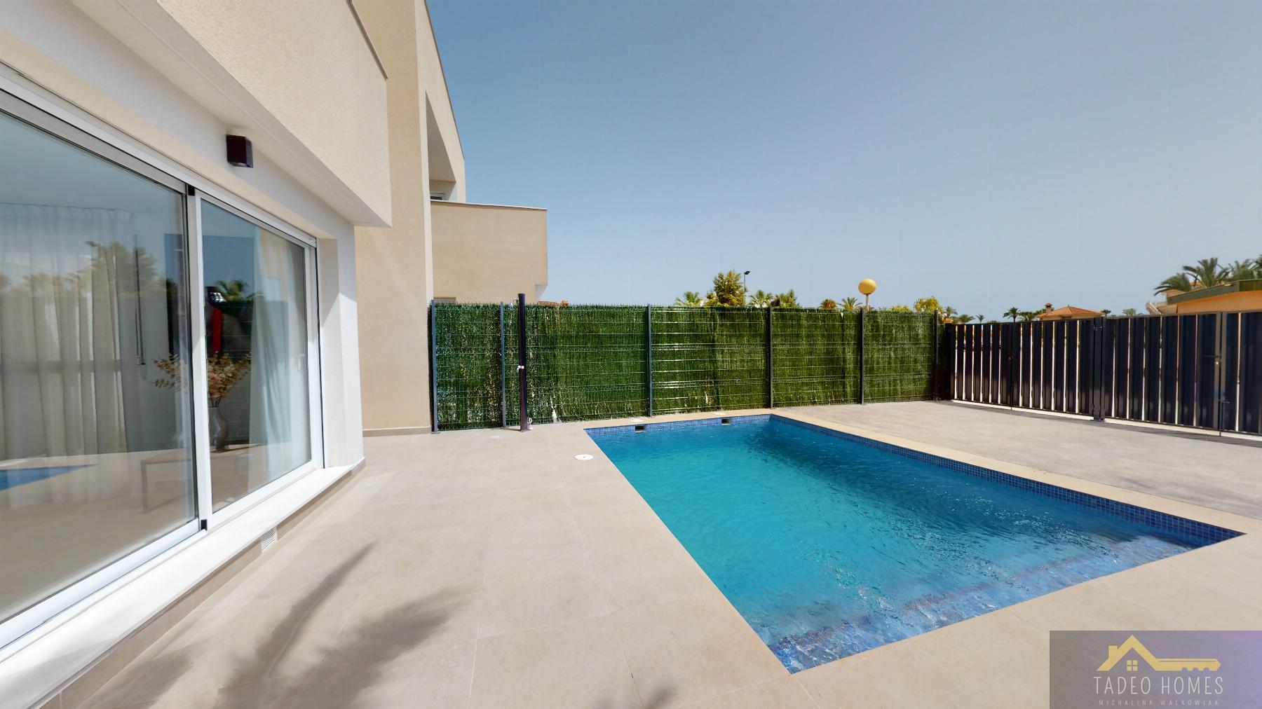 Venta de villa en Los Urrutias