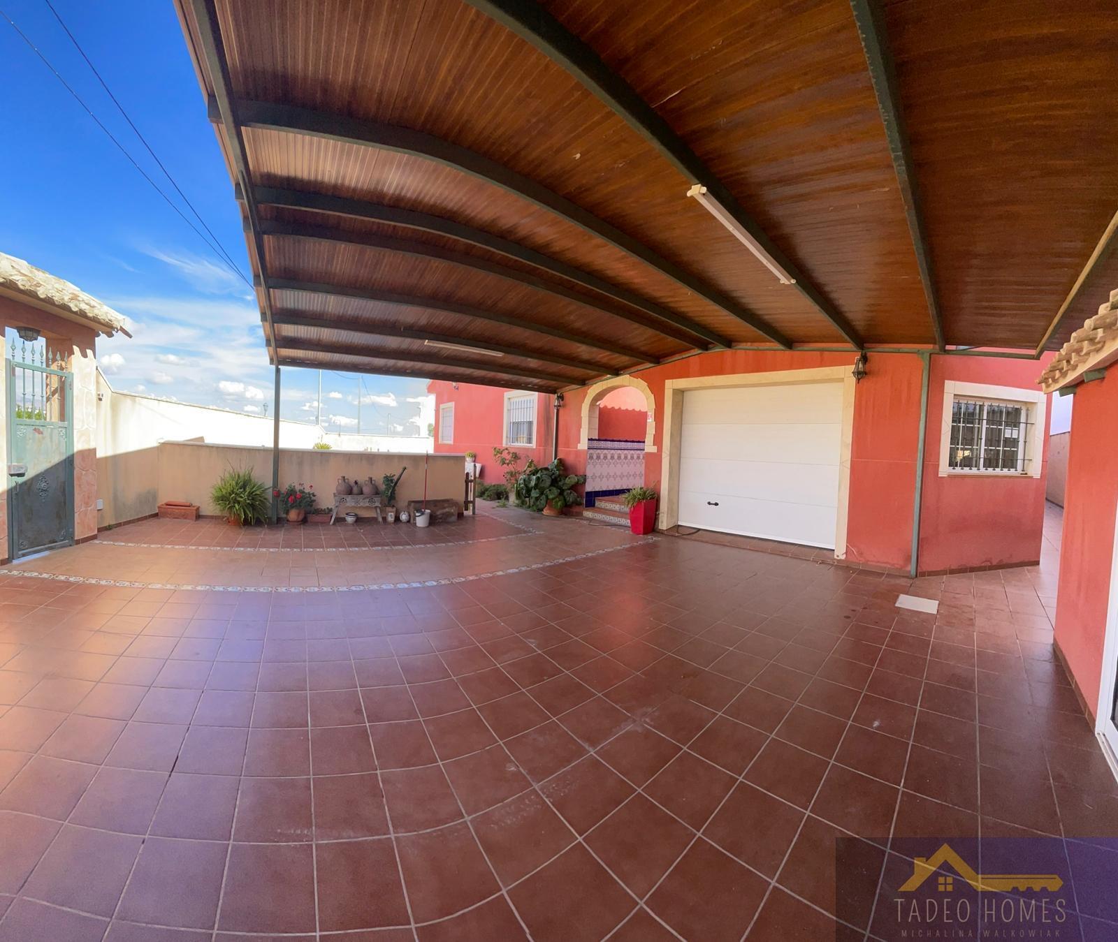 Venta de chalet en Abanilla