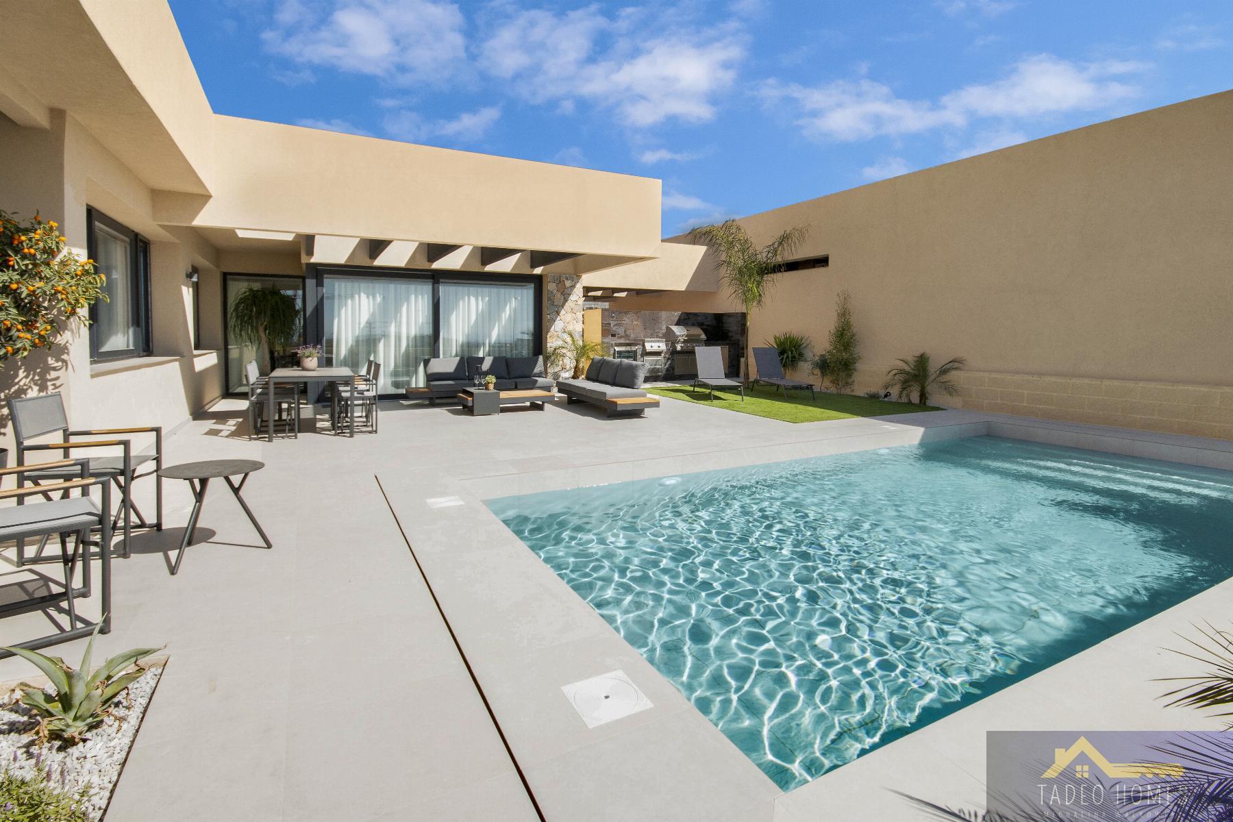 Venta de villa en Baños y Mendigo