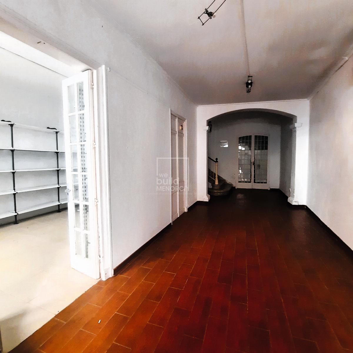 For sale of house in Mahón