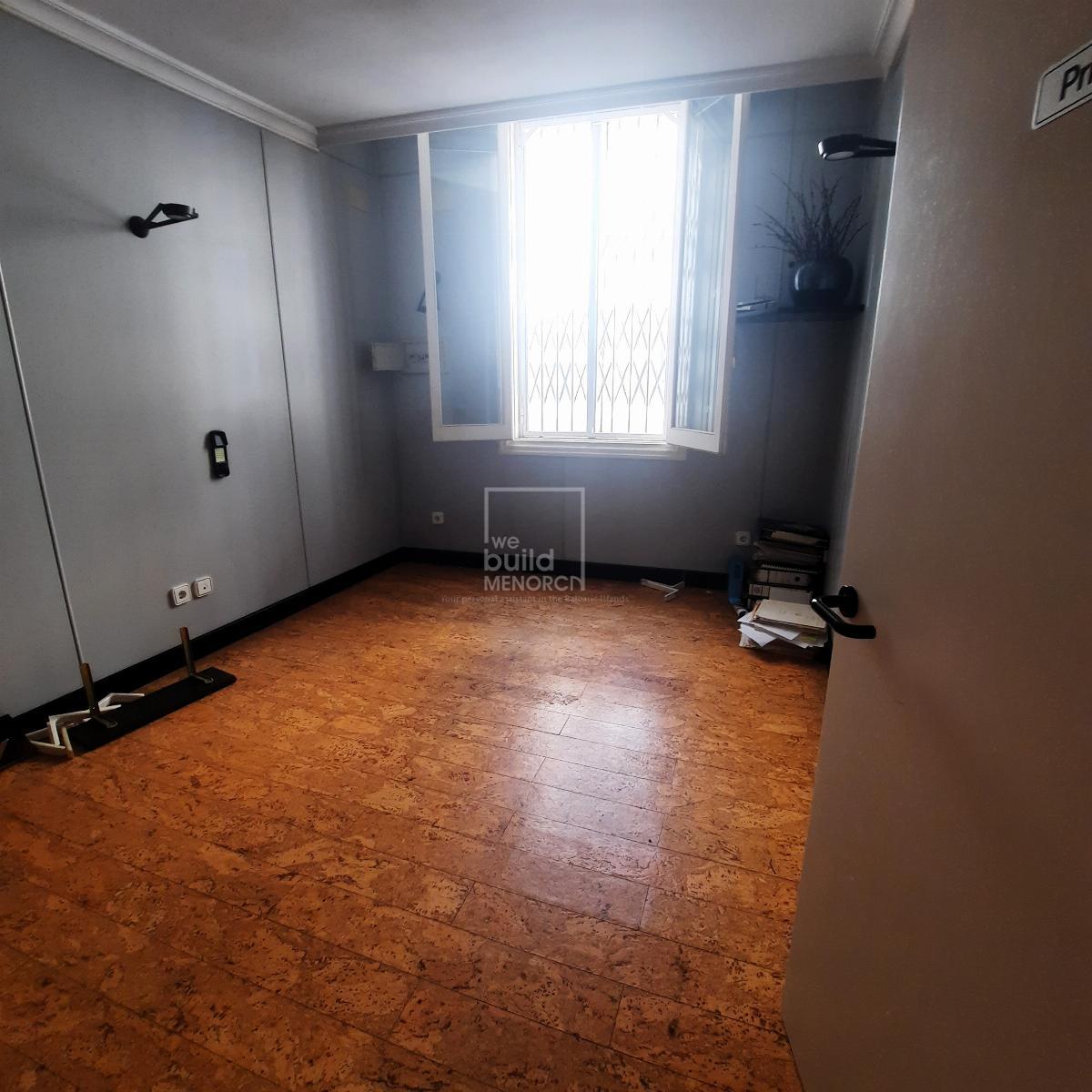 For sale of house in Mahón