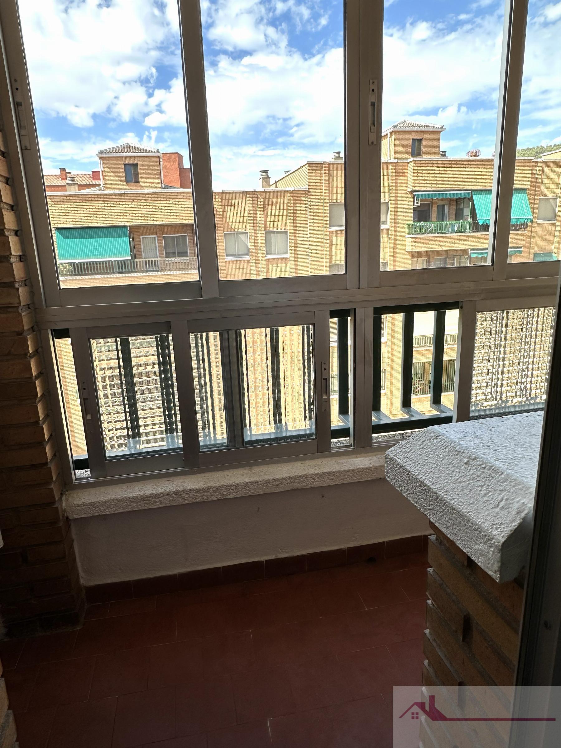 For rent of flat in Cuenca
