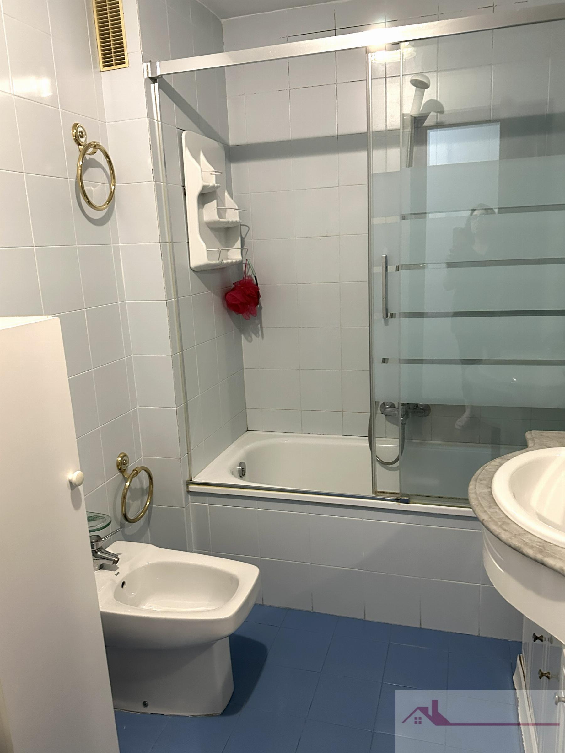 For rent of flat in Cuenca
