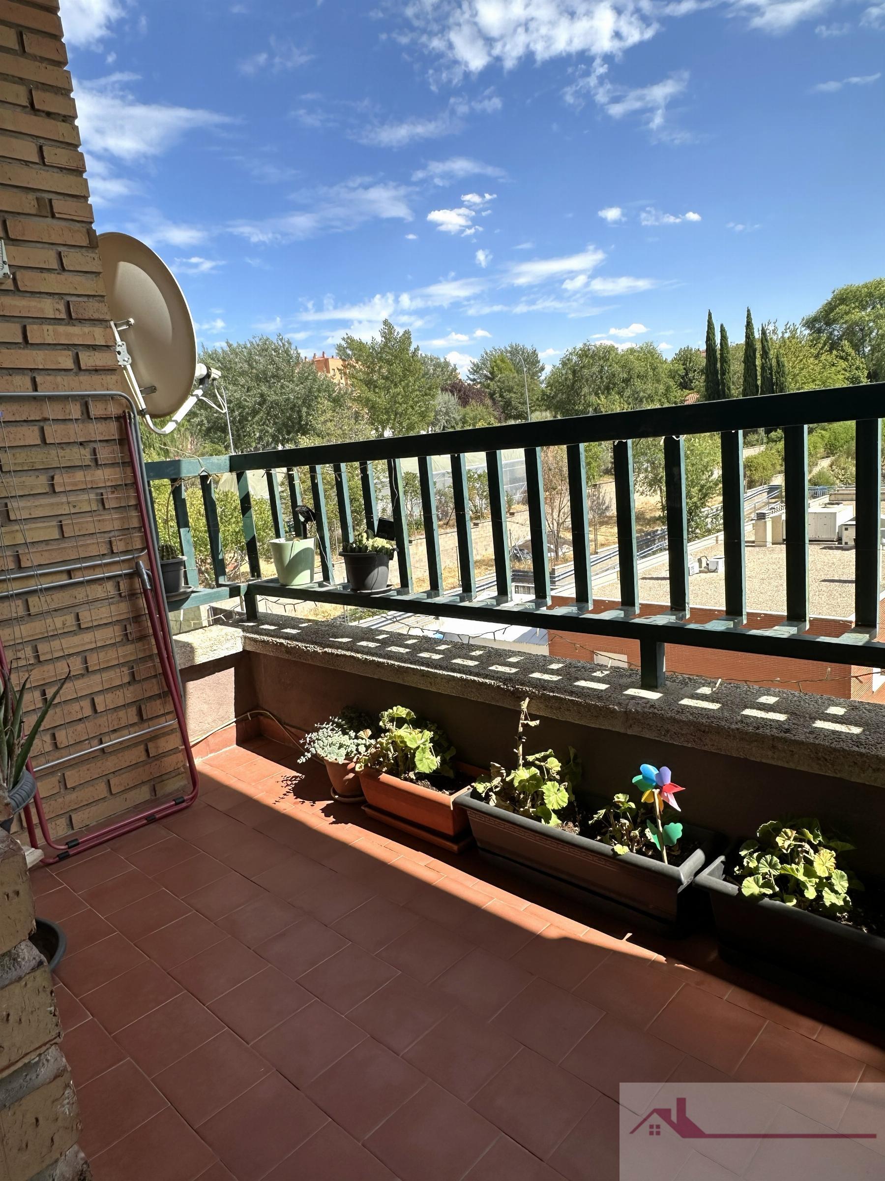 For rent of flat in Cuenca