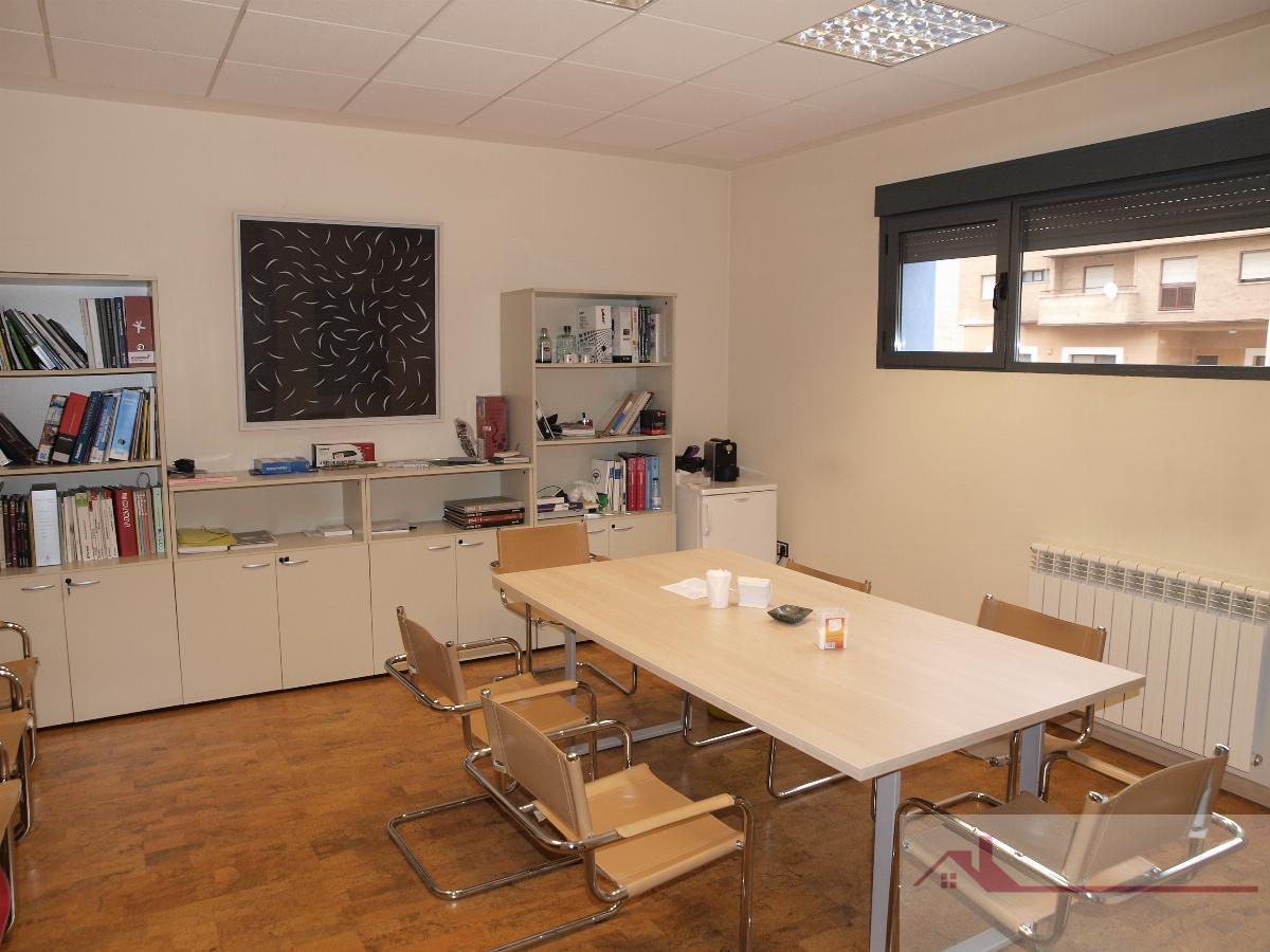Venta de oficina en Cuenca