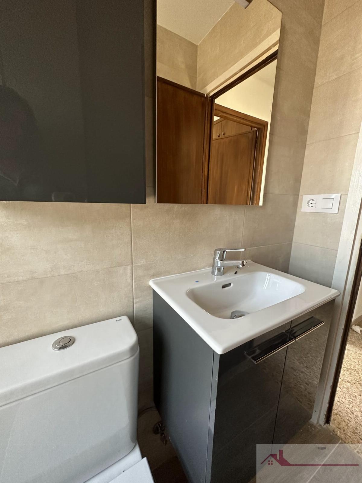 For rent of flat in Cuenca