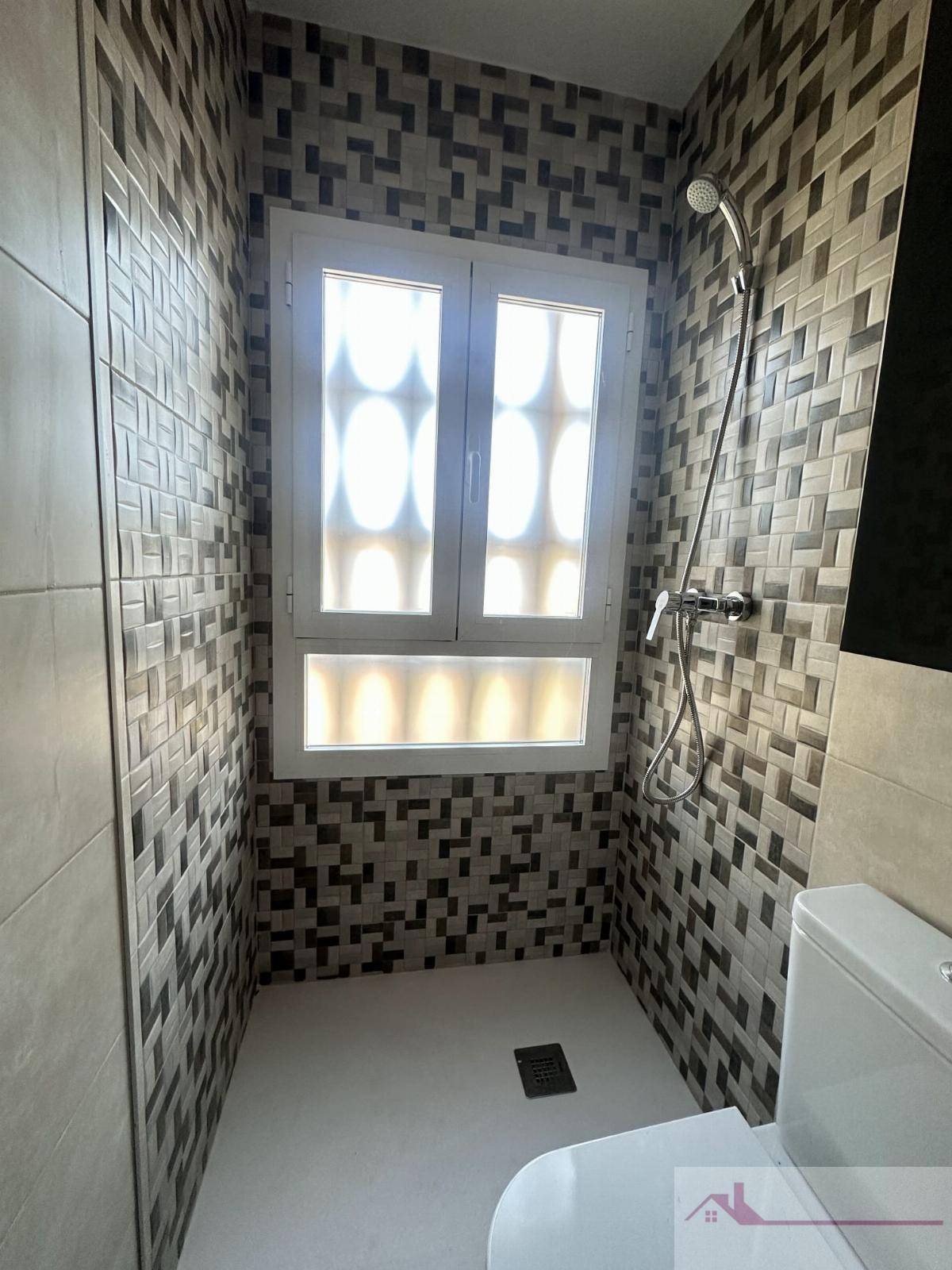 For rent of flat in Cuenca