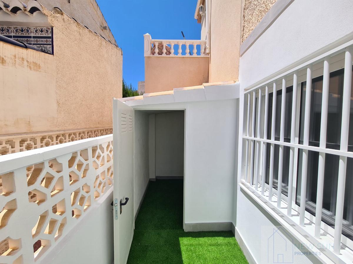 For sale of bungalow in La Mata