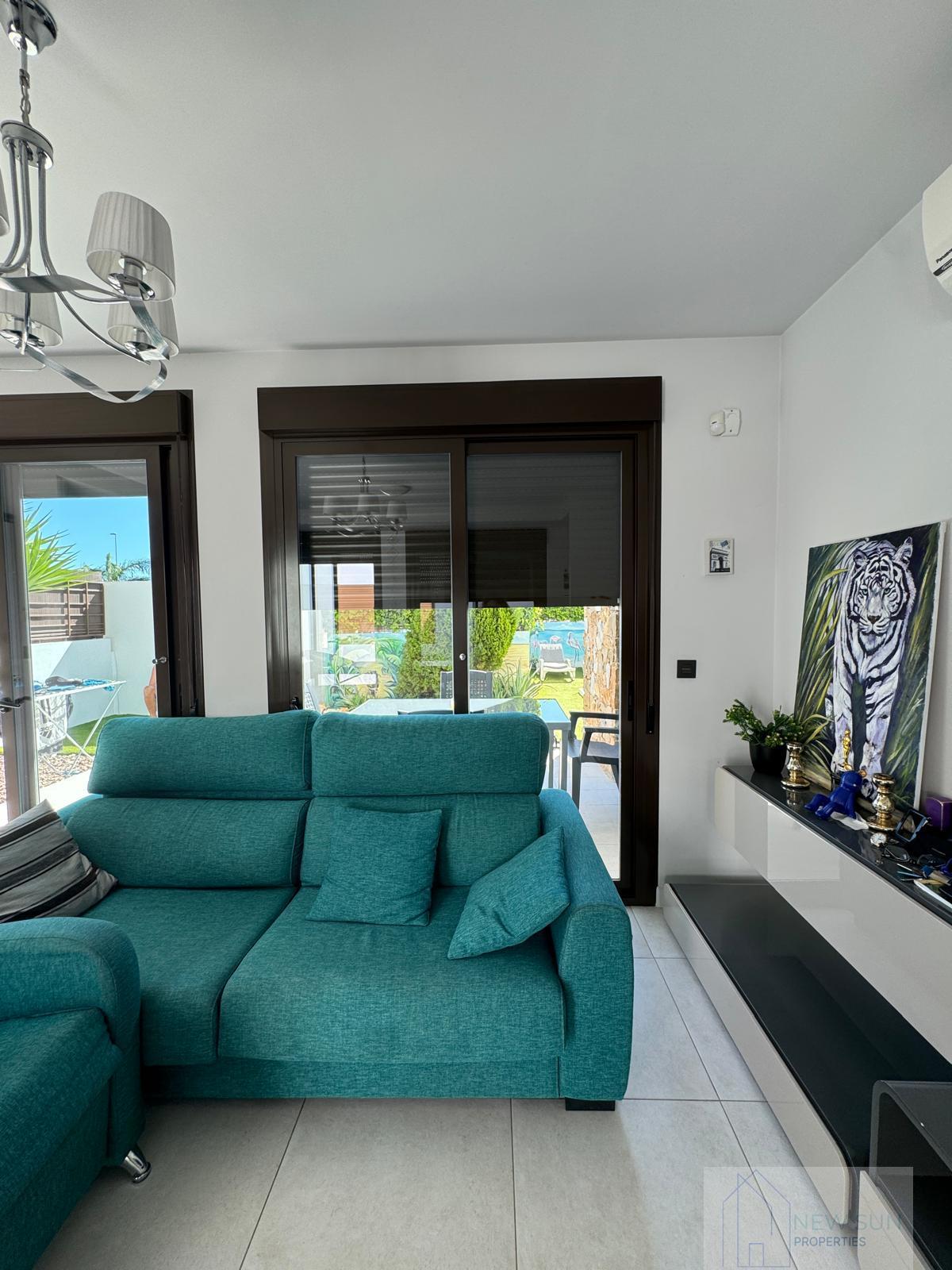 For sale of villa in Orihuela Costa