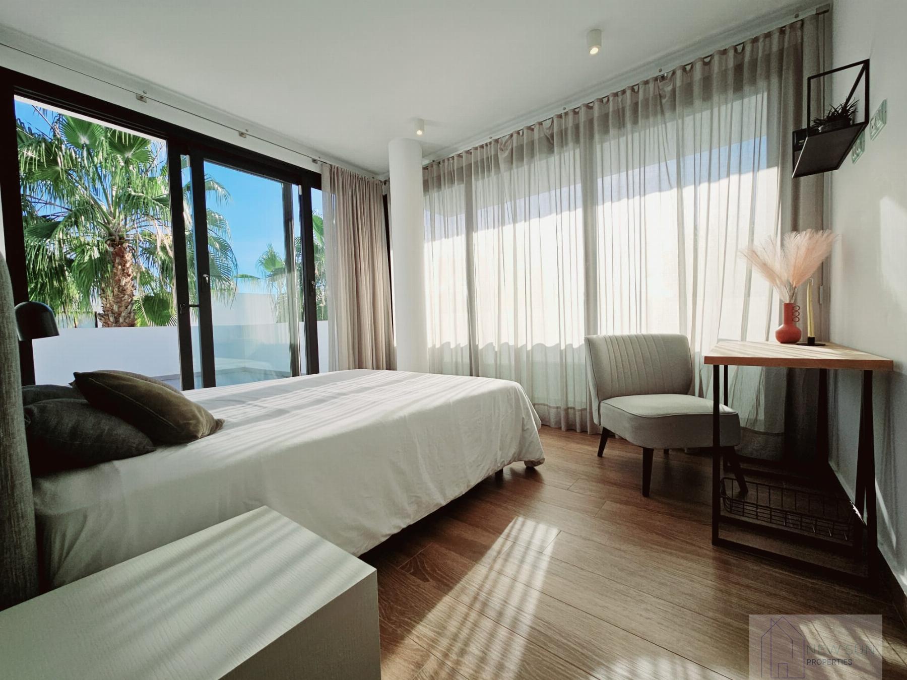 Venta de villa en Rojales