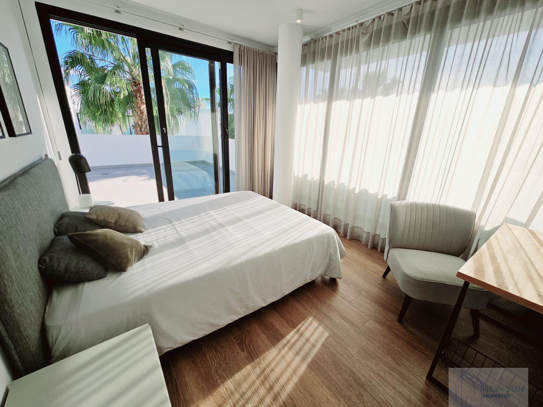 Venta de villa en Rojales