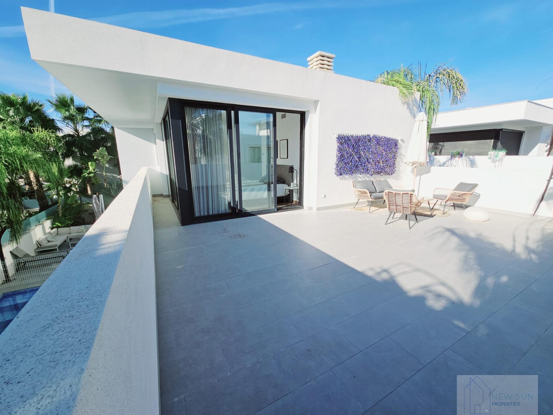 Venta de villa en Rojales