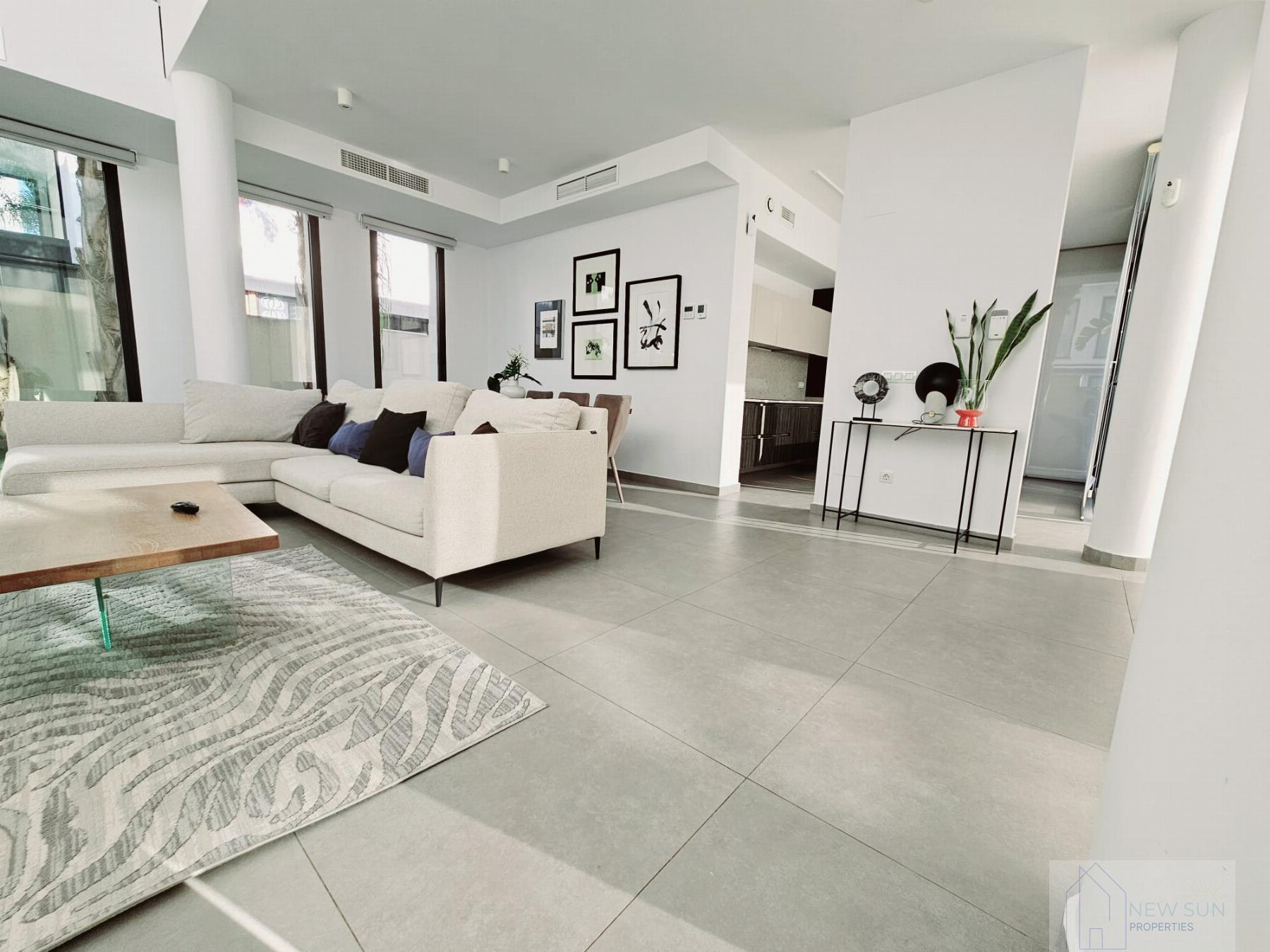 Venta de villa en Rojales