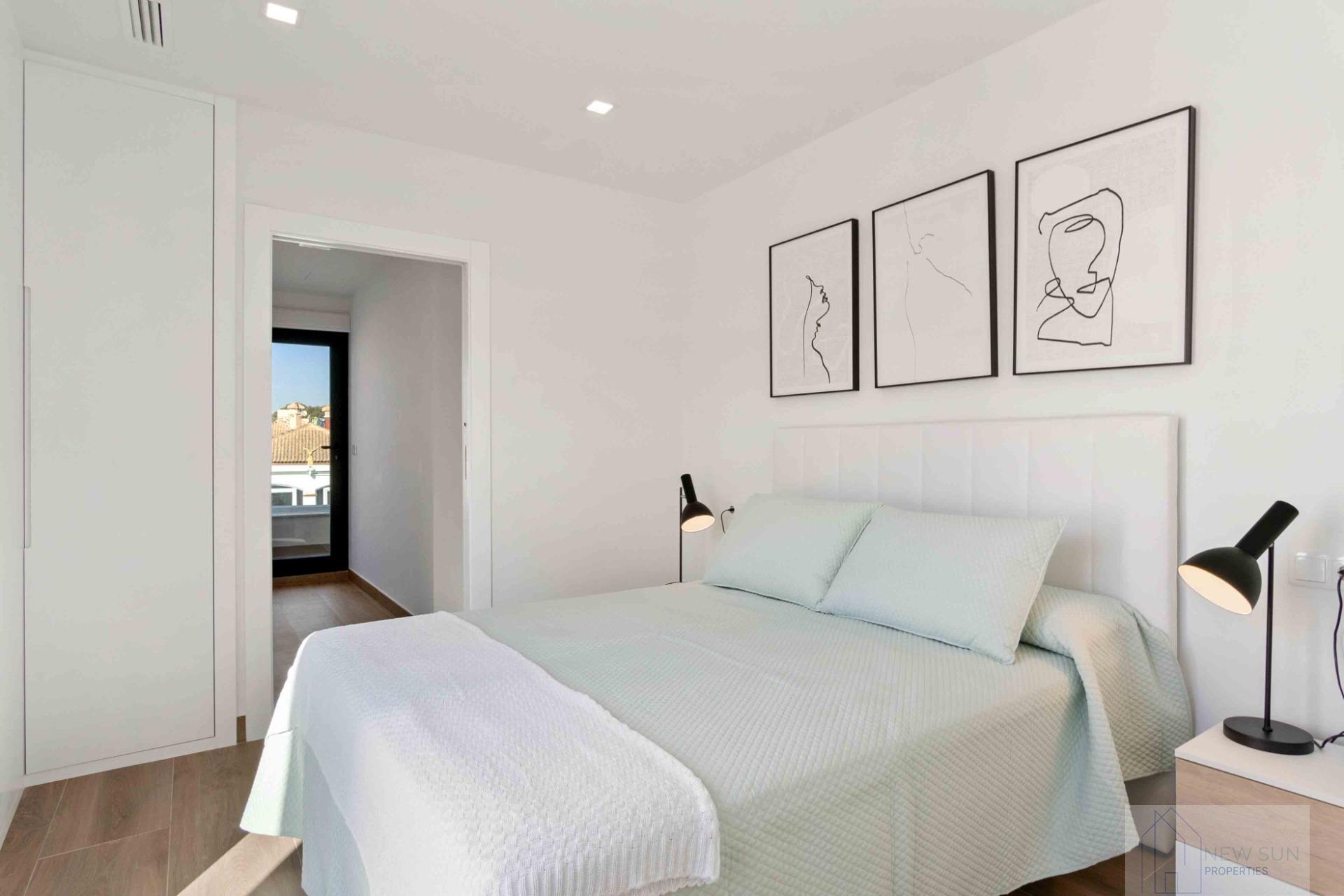 Venta de casa en Los Montesinos