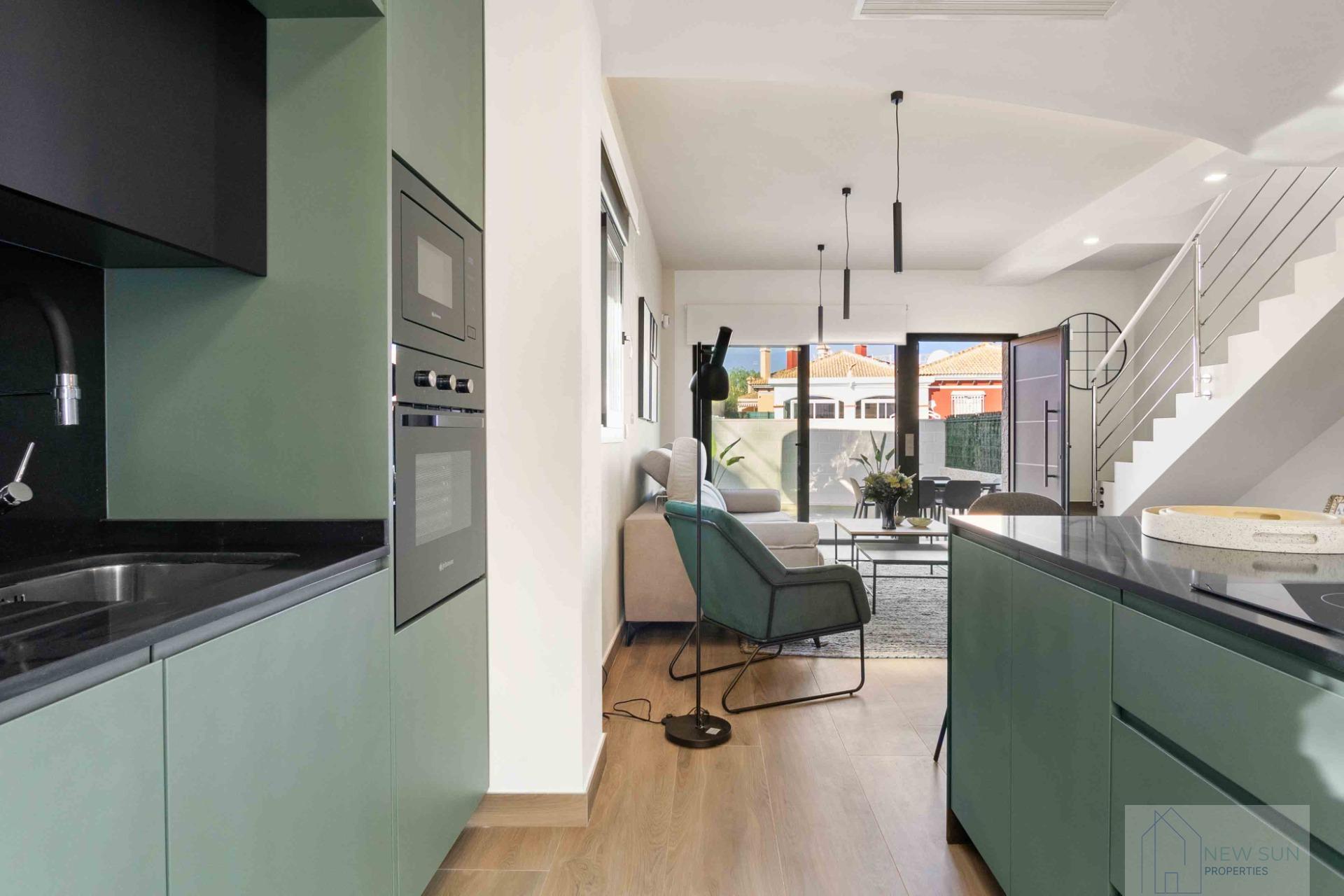 Venta de casa en Los Montesinos