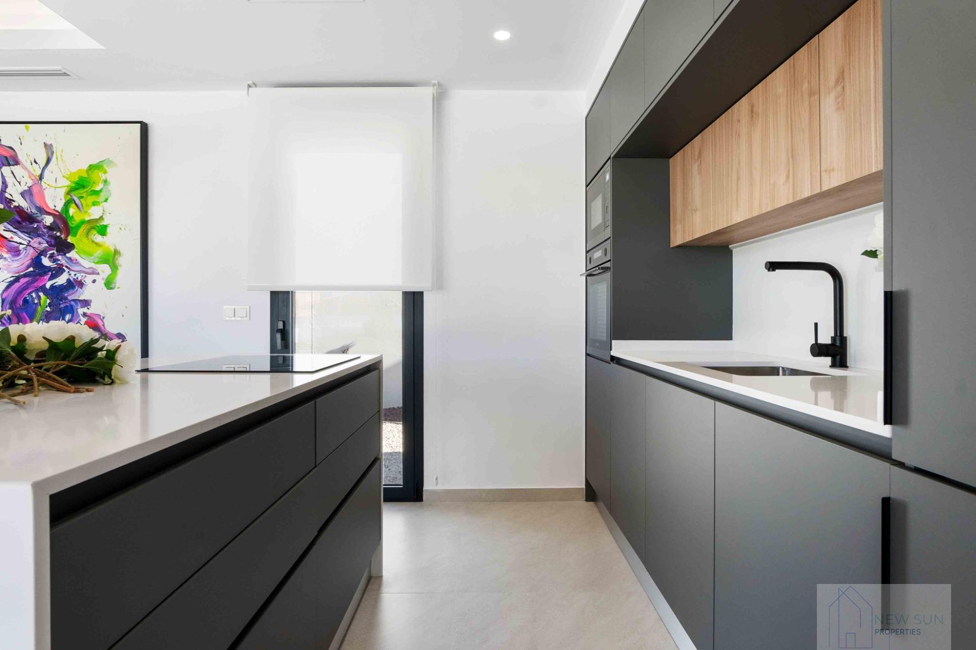 For sale of villa in Rojales