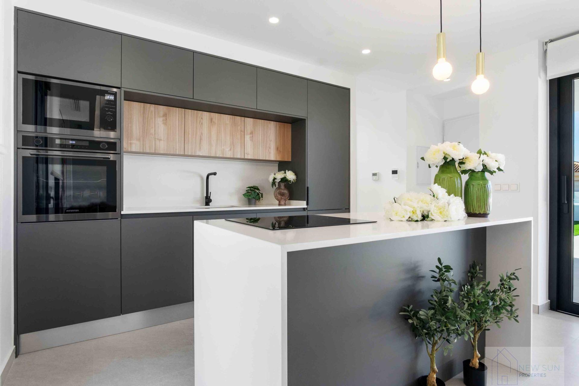 For sale of villa in Rojales