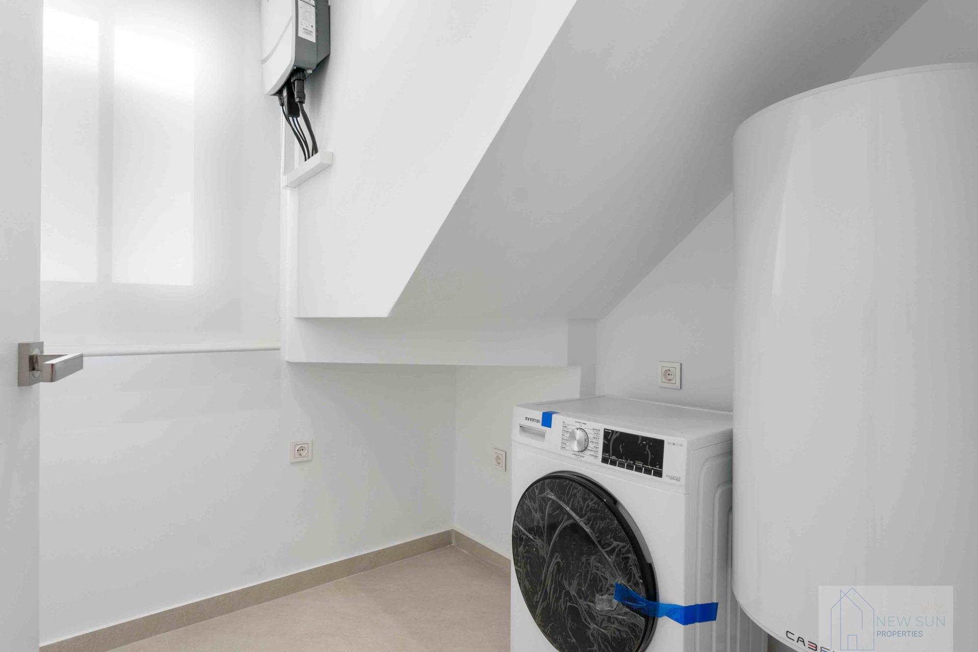 For sale of villa in Rojales