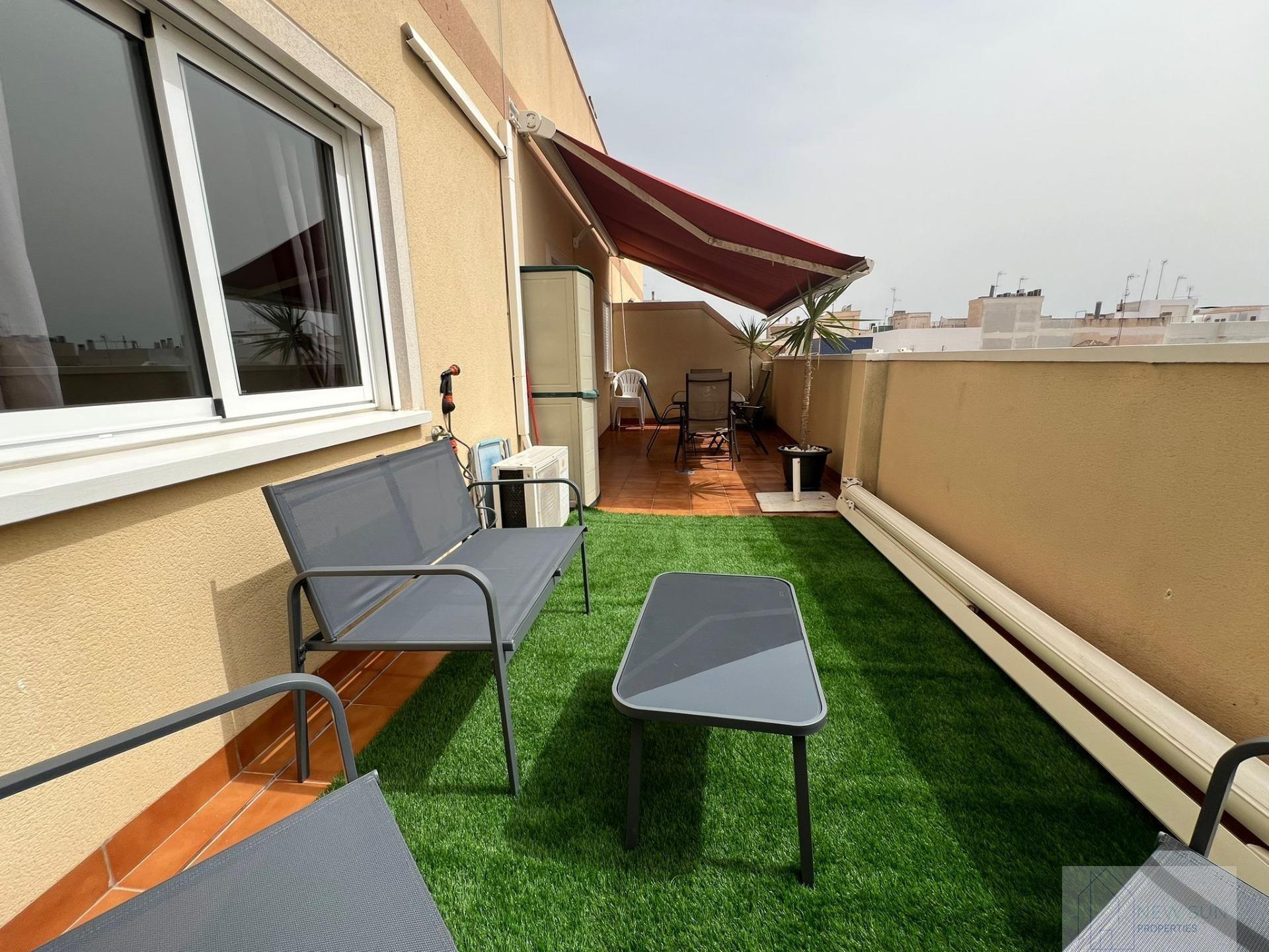 For sale of penthouse in Torrevieja