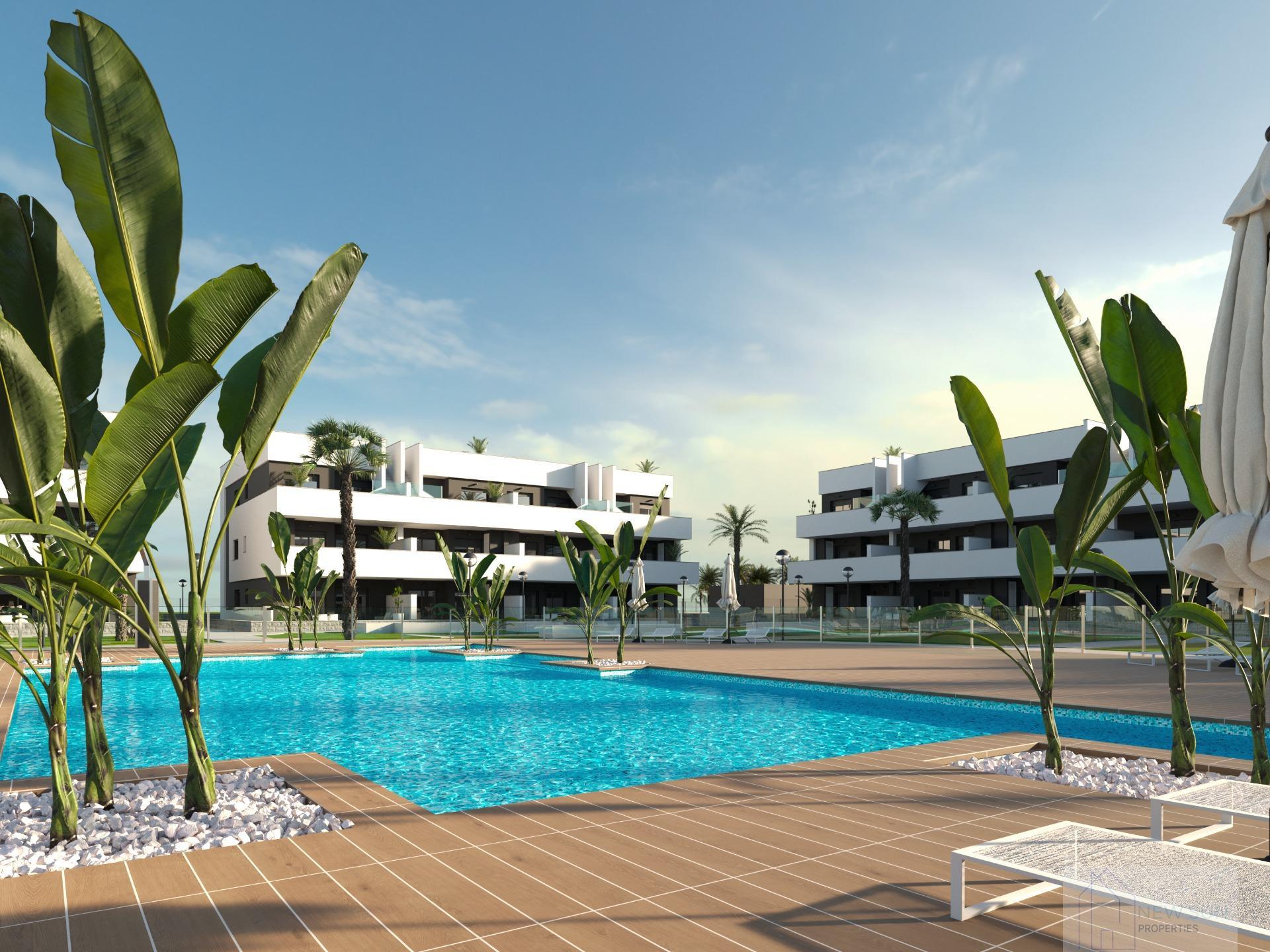 For sale of apartment in Guardamar del Segura