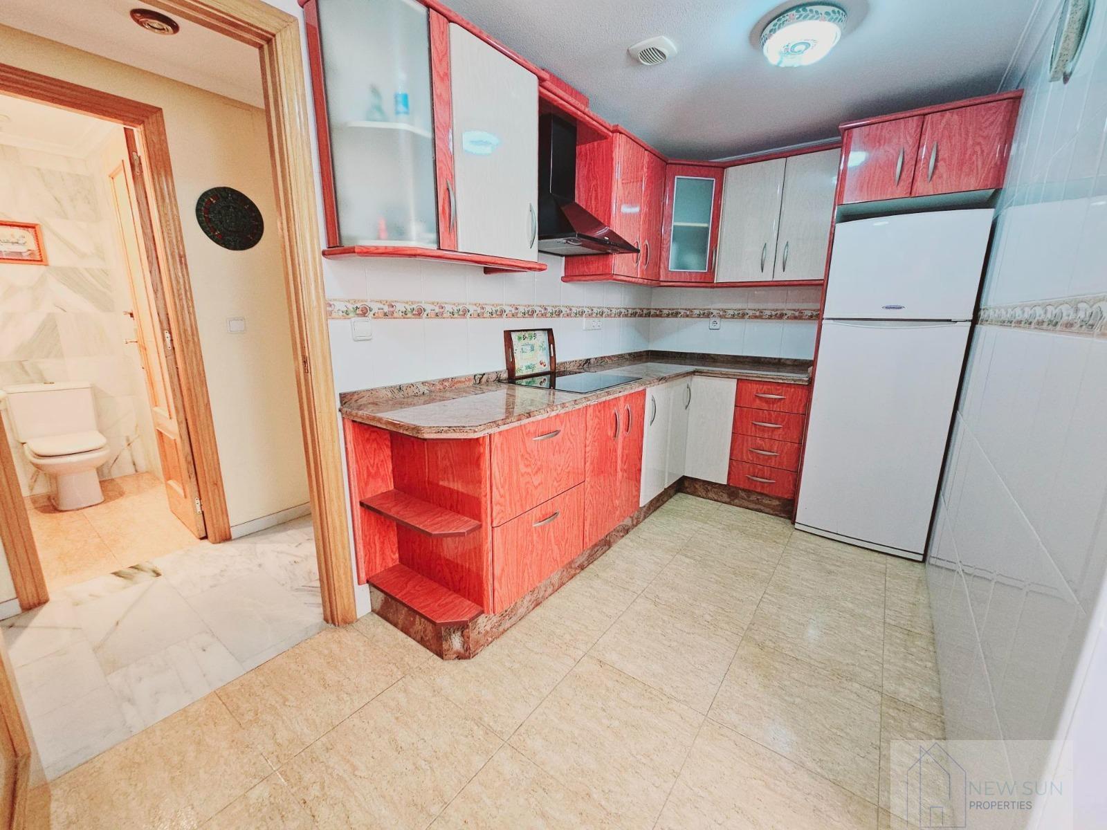 For sale of penthouse in Guardamar del Segura