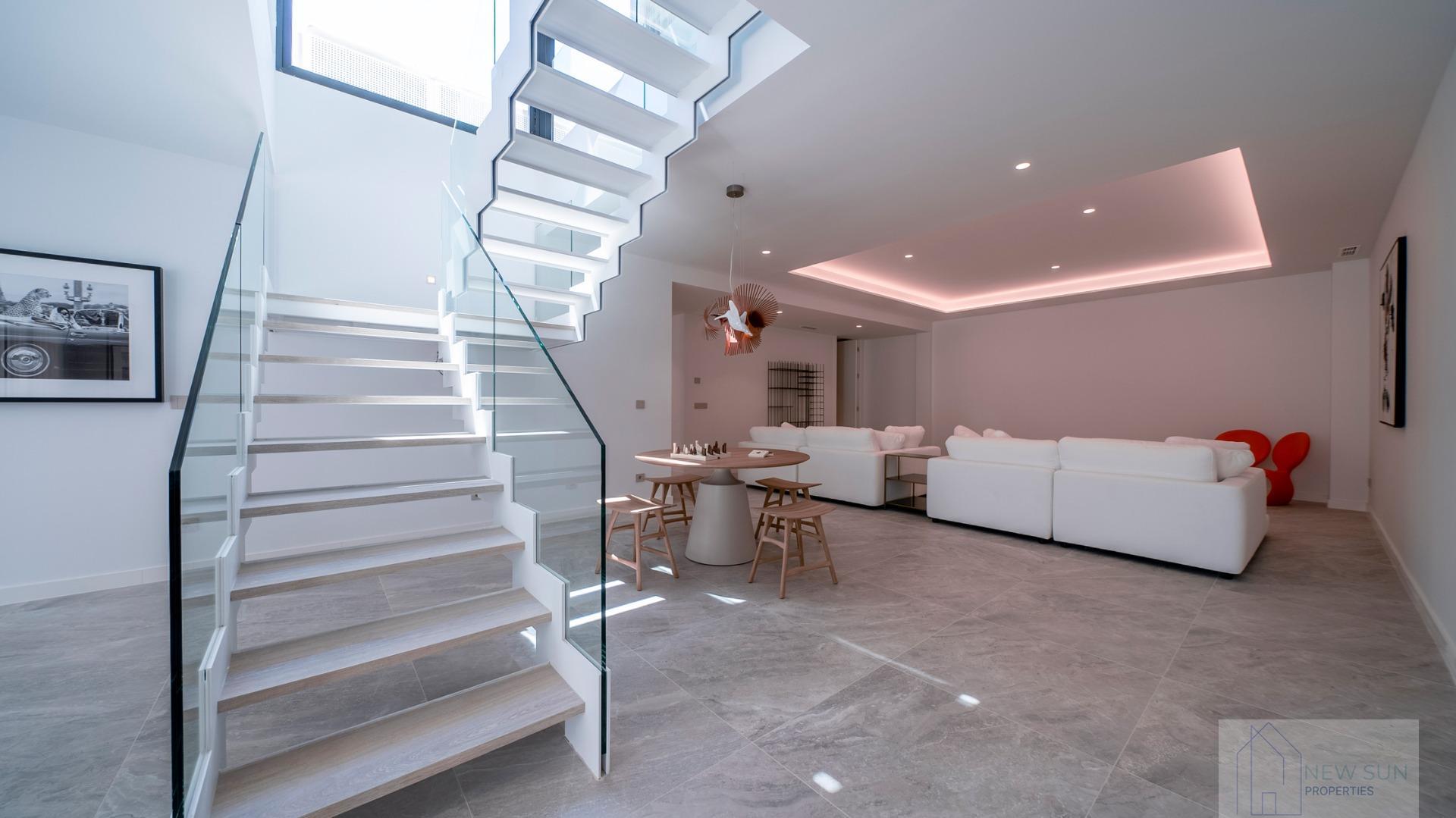 For sale of villa in Finestrat