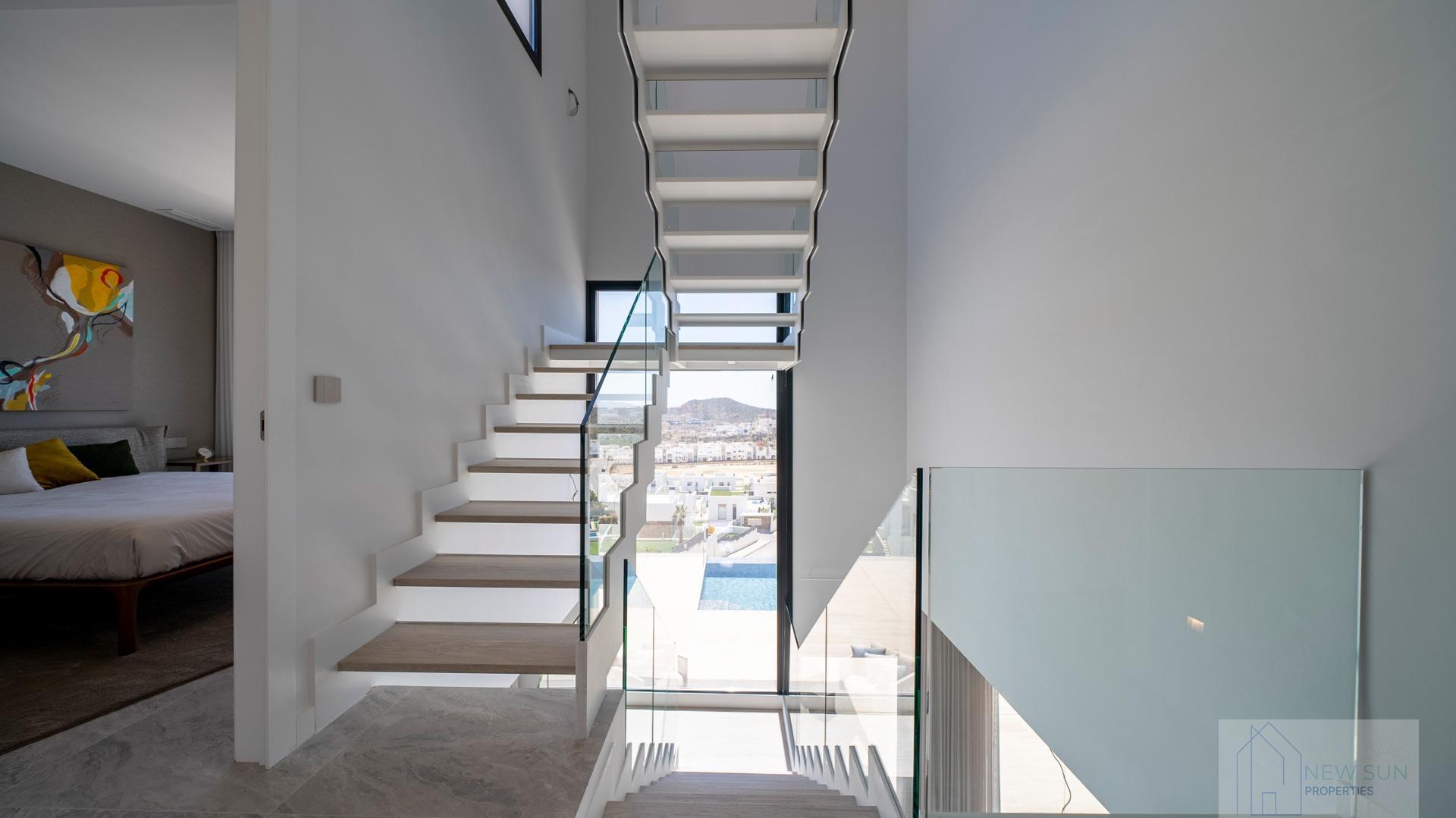 For sale of villa in Finestrat