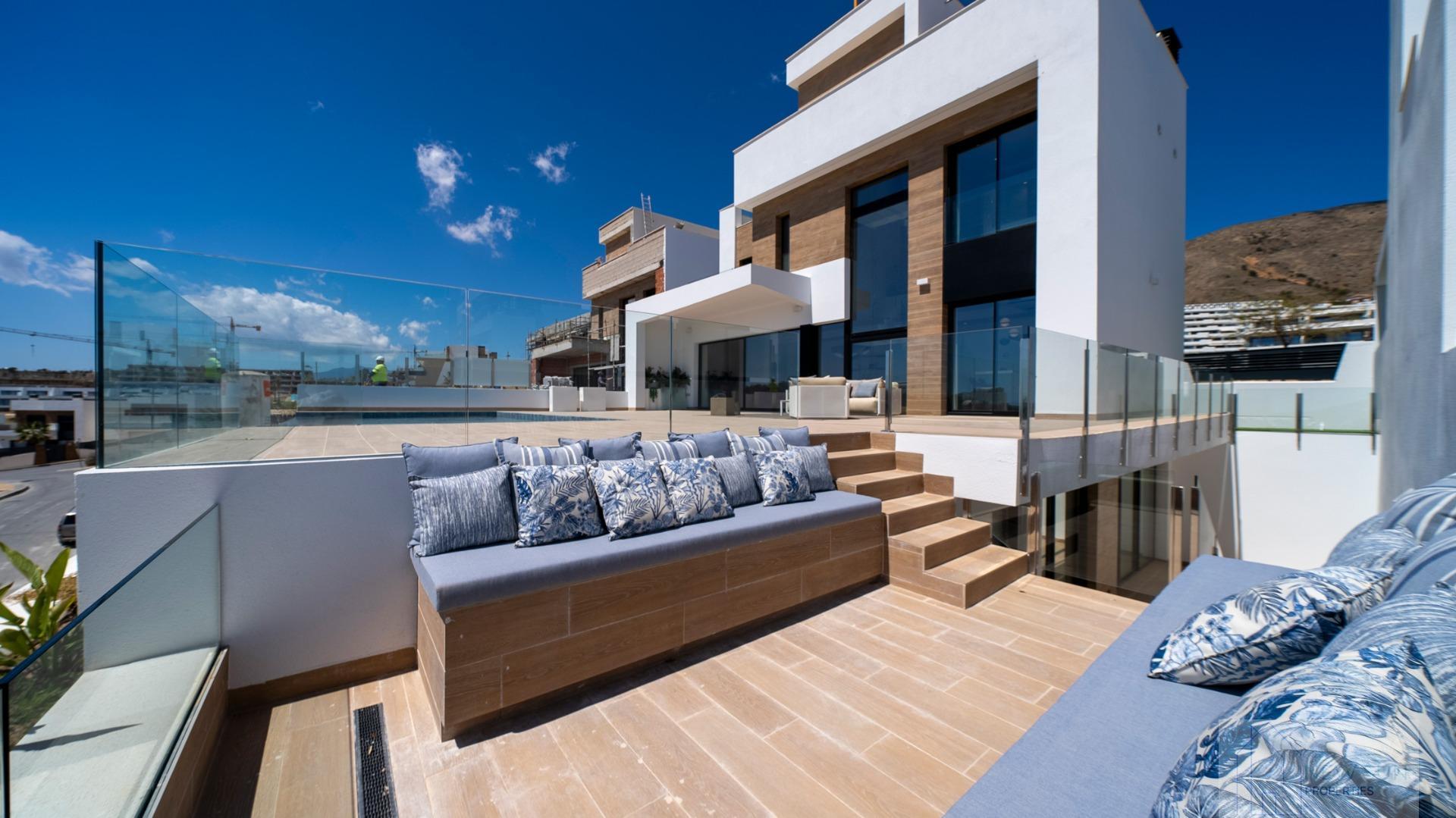 For sale of villa in Finestrat