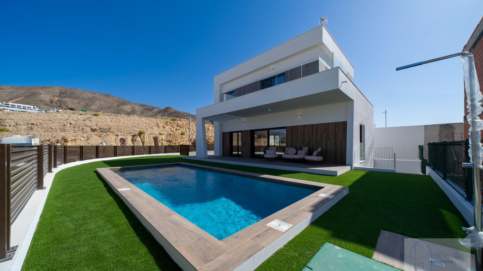 For sale of villa in Finestrat