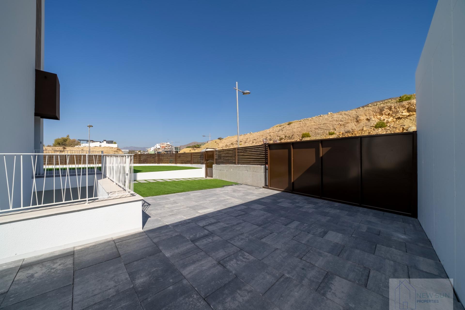 For sale of villa in Finestrat