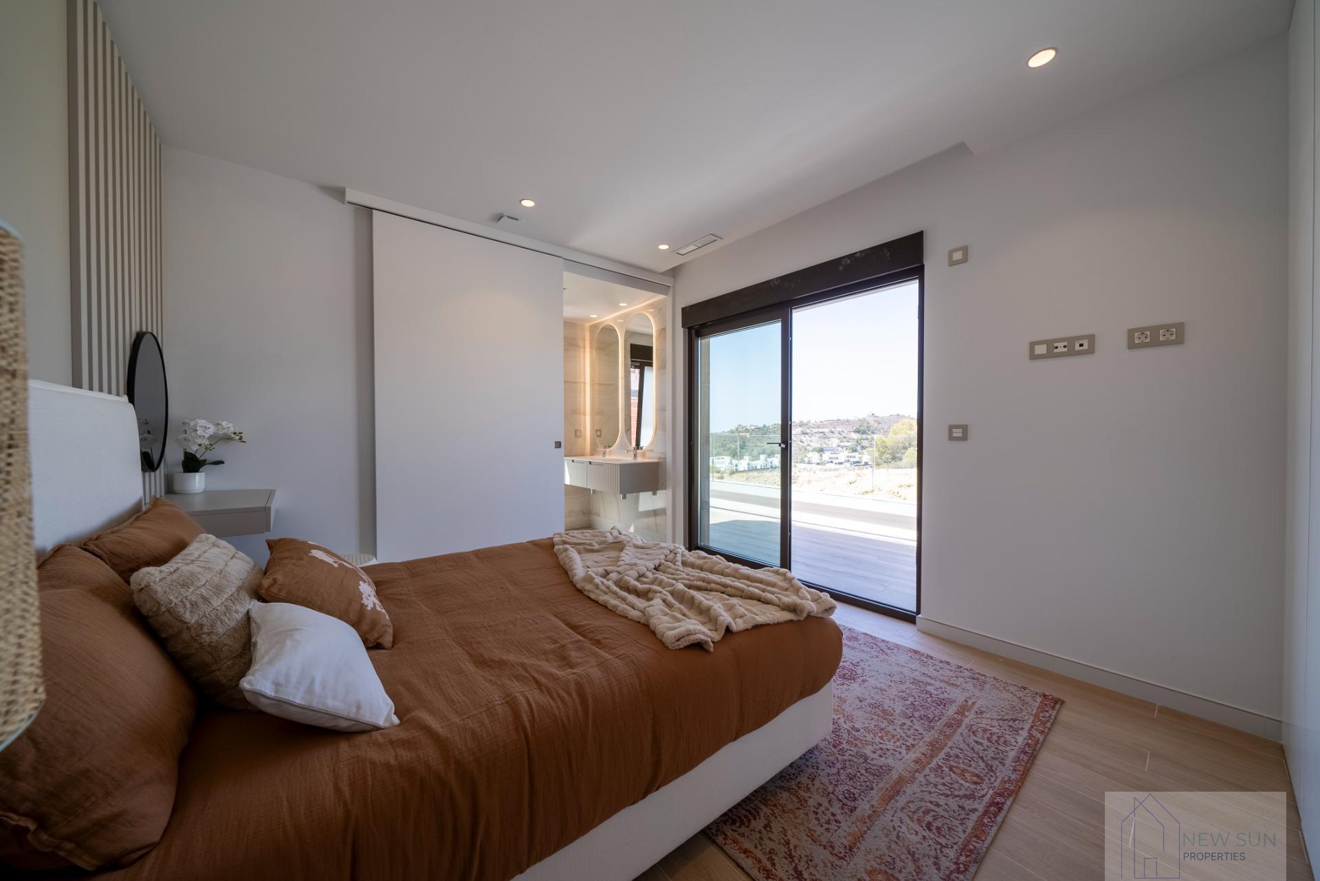 For sale of villa in Finestrat