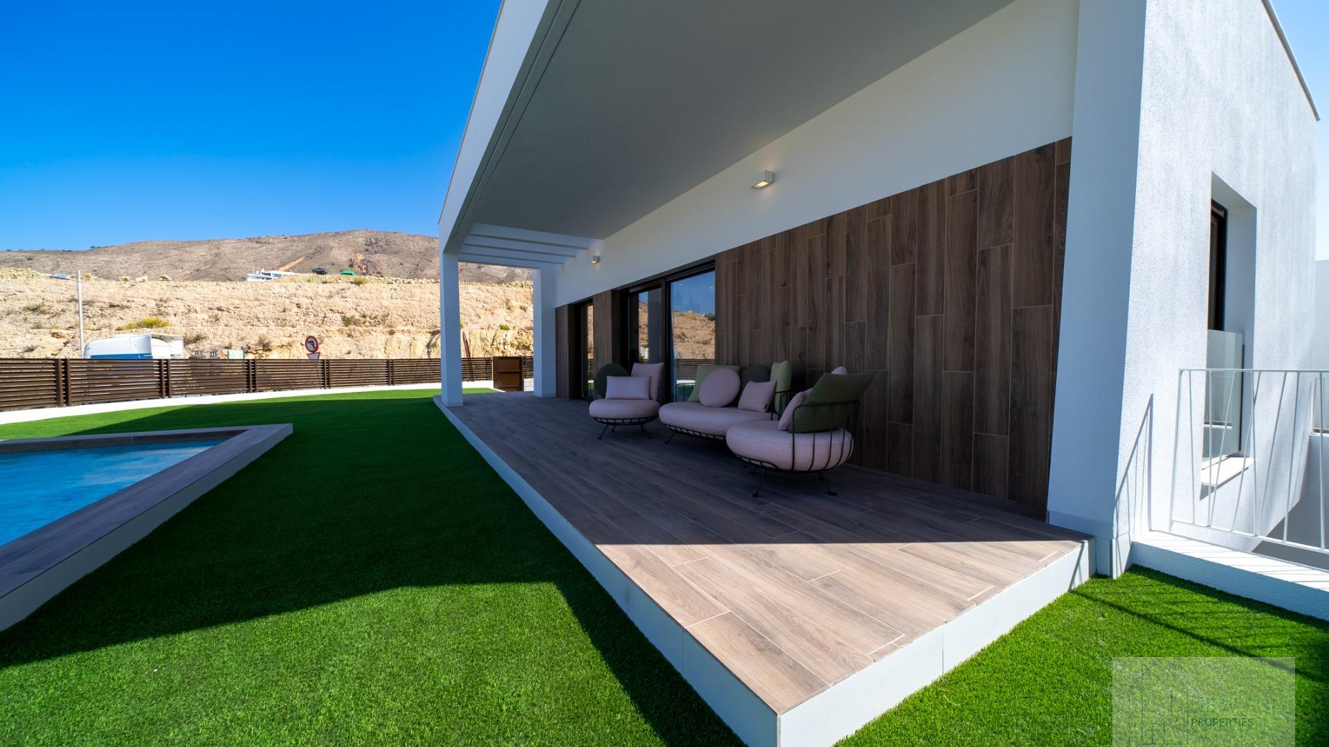 For sale of villa in Finestrat