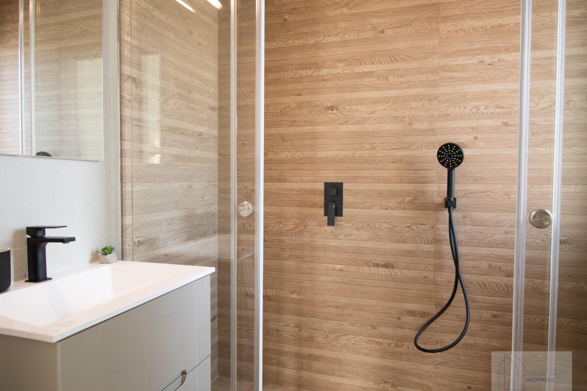 For sale of villa in Los Montesinos