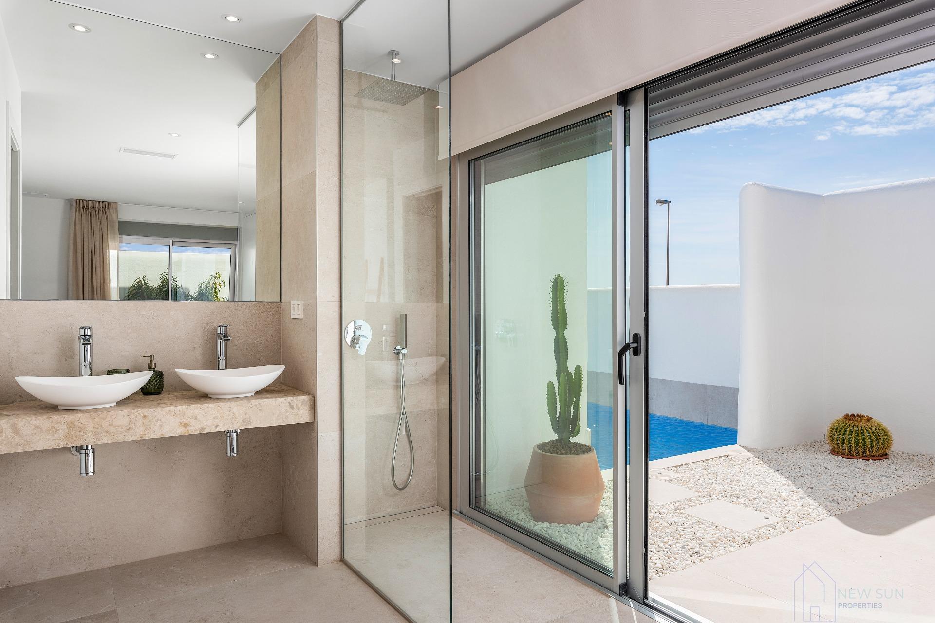 For sale of villa in Dolores