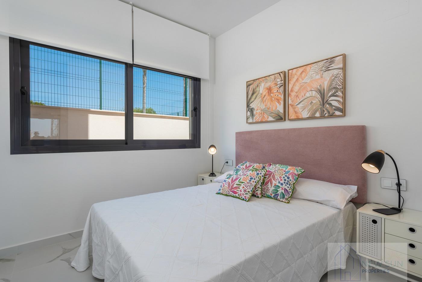 Venta de bungalow en San Miguel de Salinas