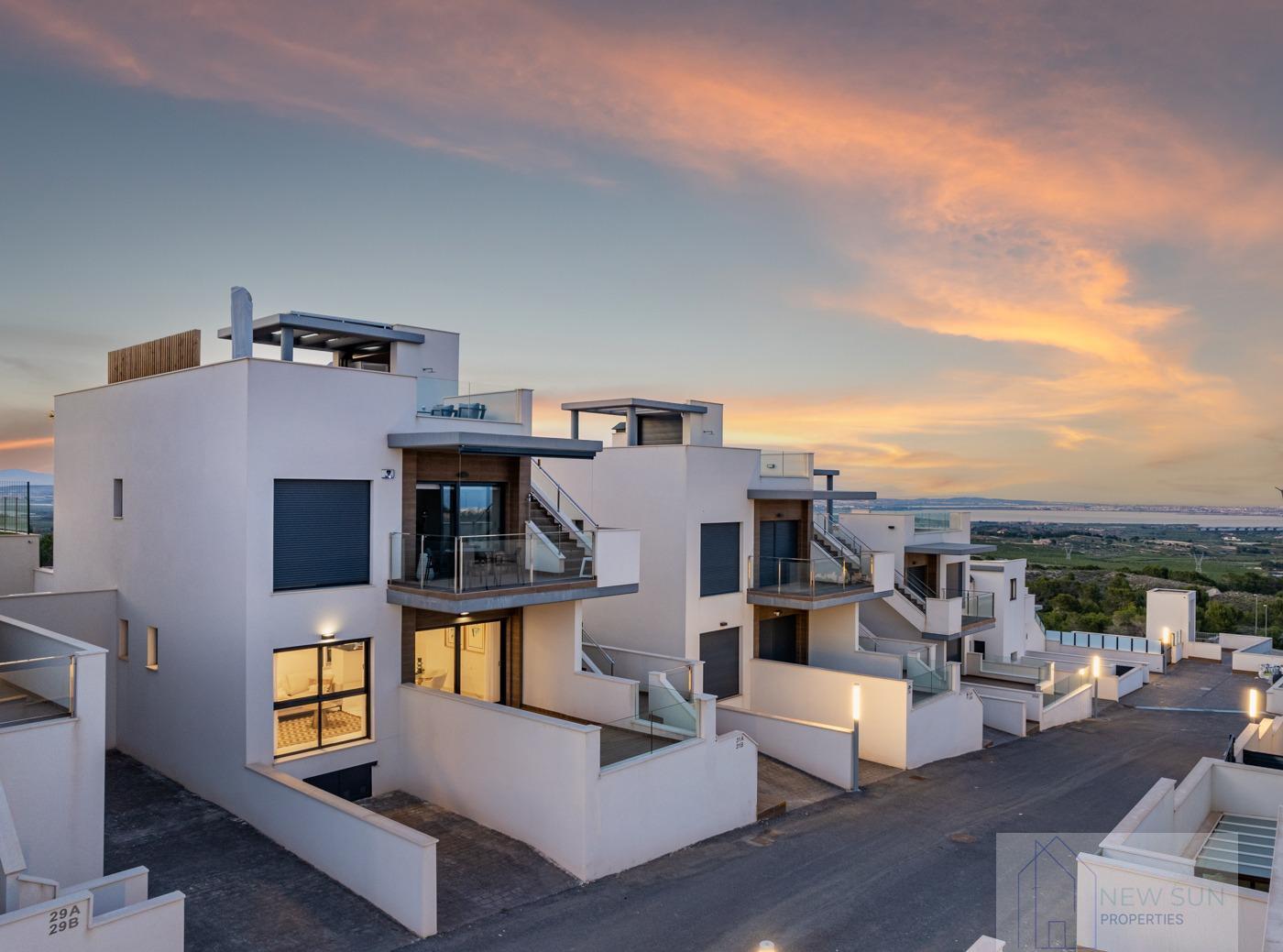 Venta de bungalow en San Miguel de Salinas