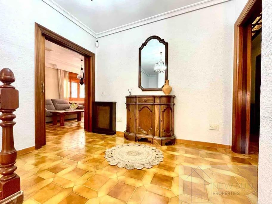 For sale of villa in Orihuela Costa