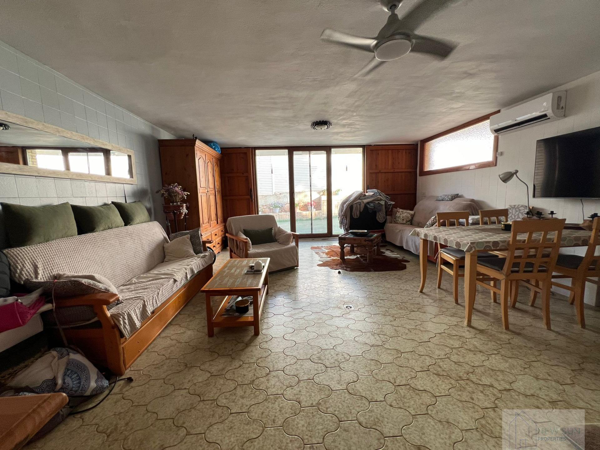 For sale of villa in Orihuela Costa