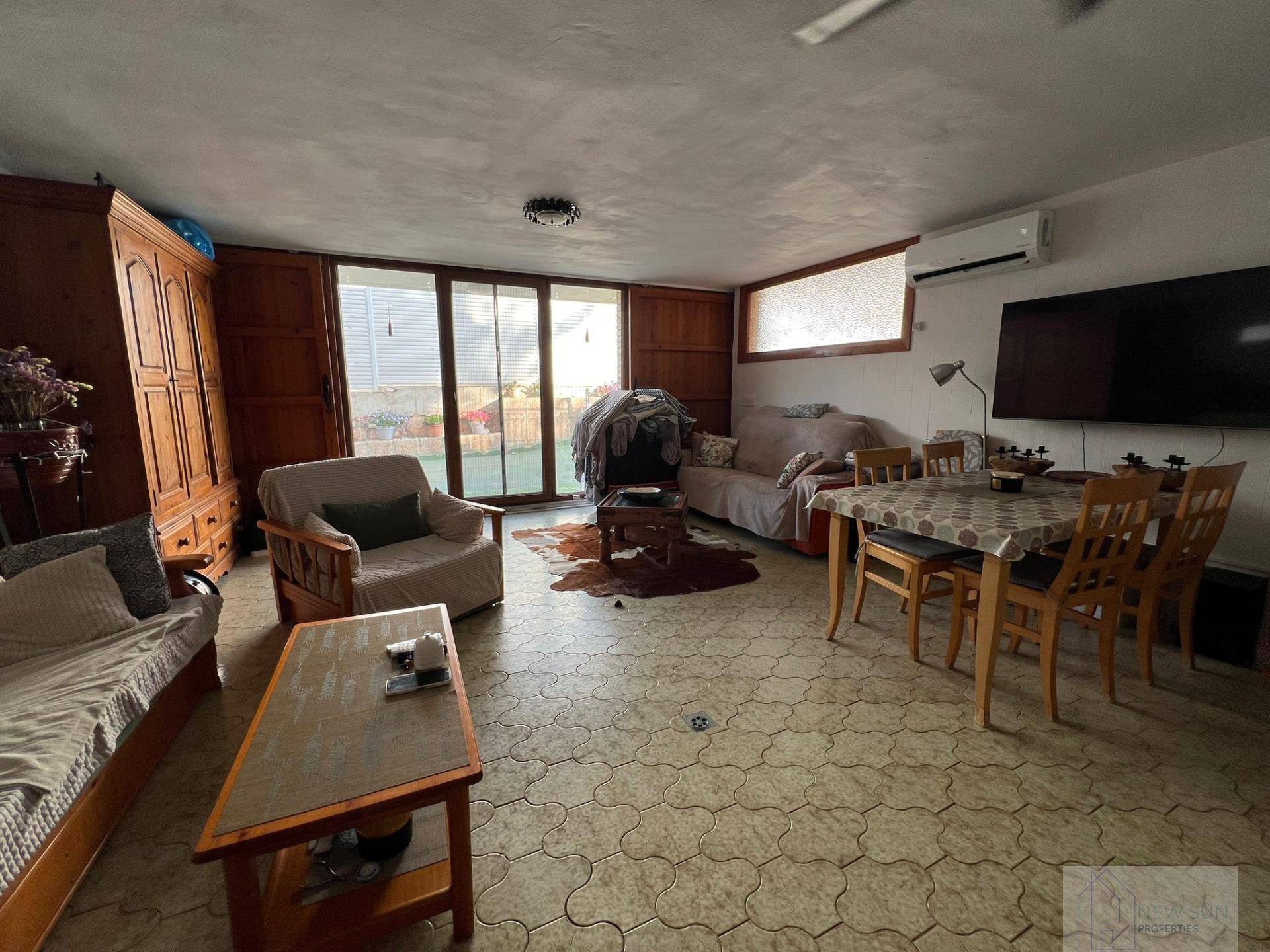 For sale of villa in Orihuela Costa