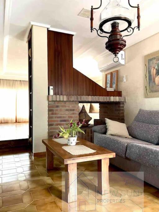 For sale of villa in Orihuela Costa