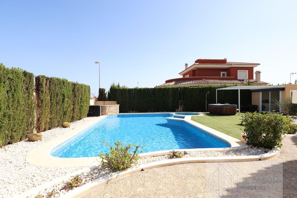 Venta de chalet en Ciudad quesada