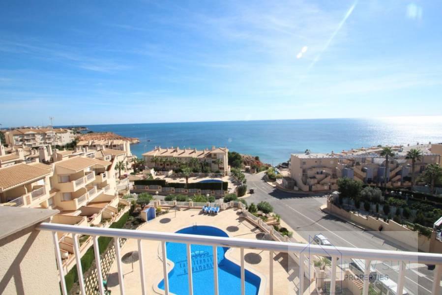 For sale of penthouse in Orihuela Costa