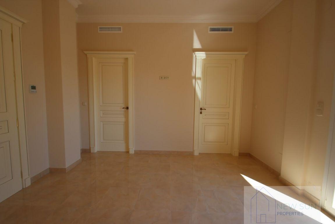 Venta de villa en Orihuela Costa