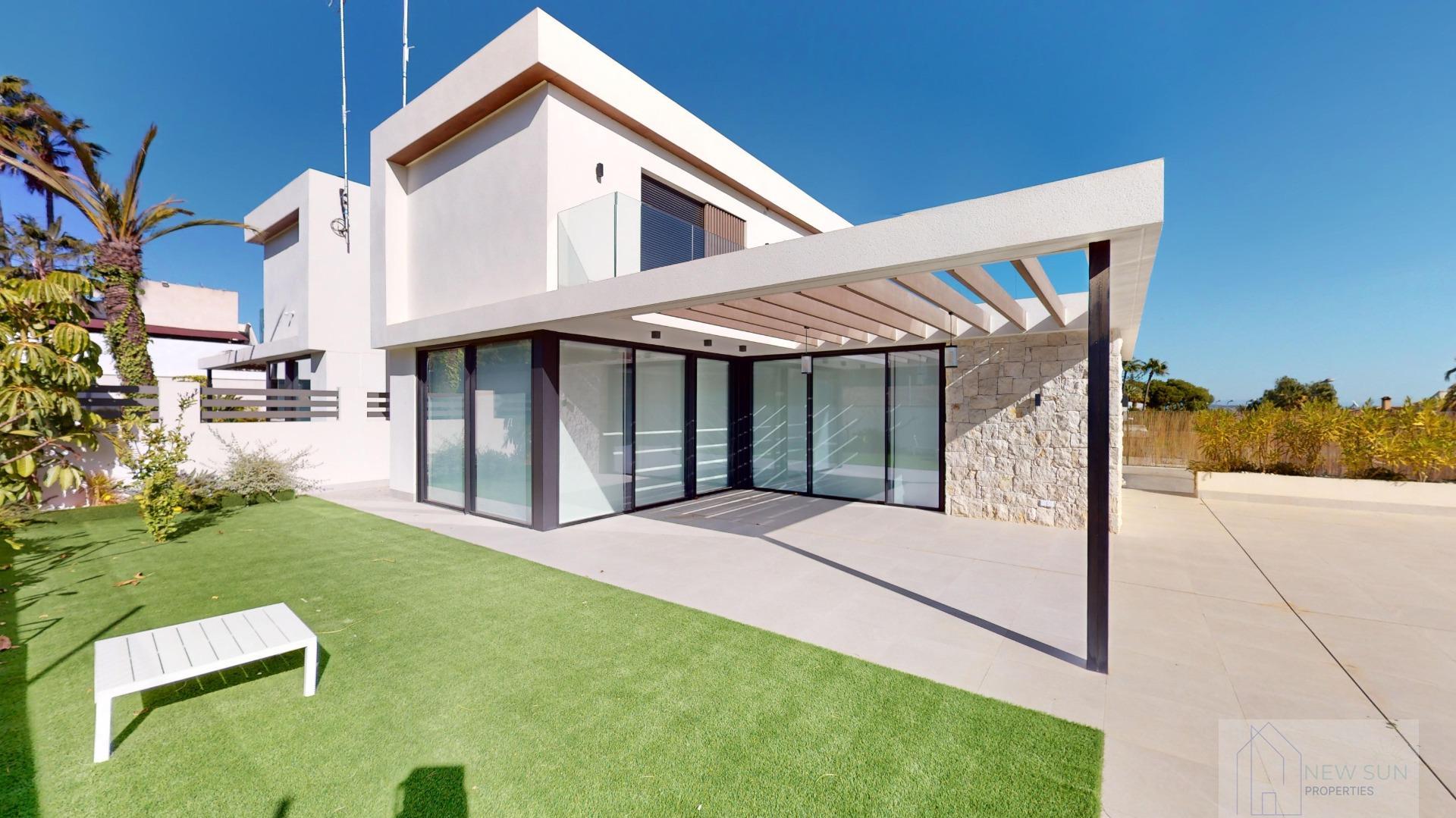 Venta de villa en Orihuela Costa