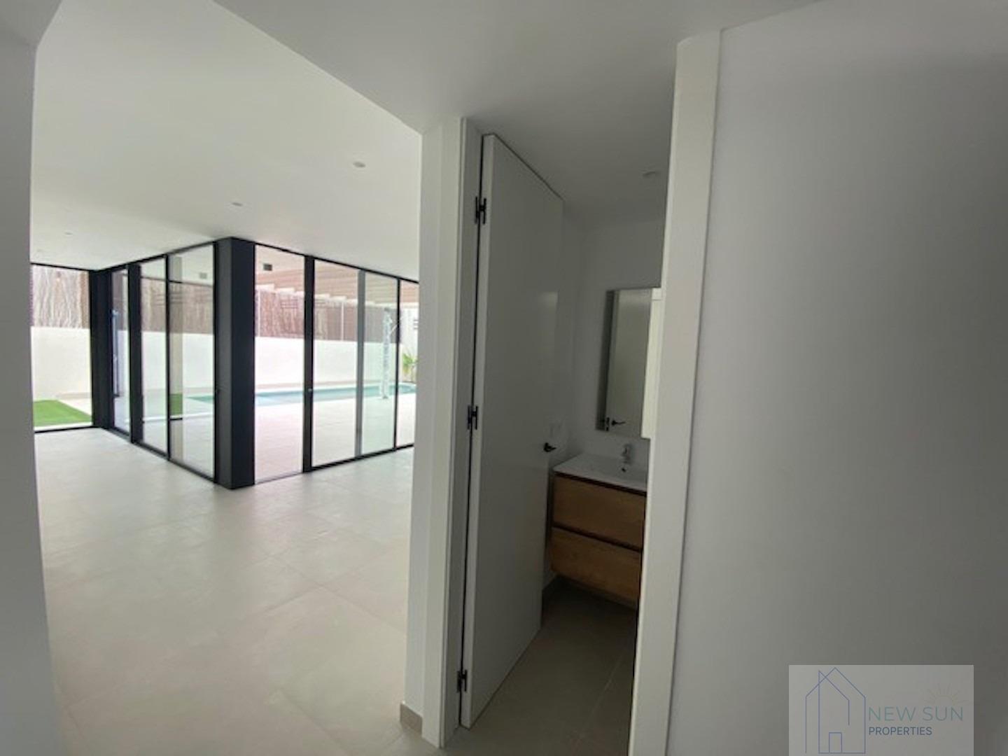 Venta de villa en Orihuela Costa