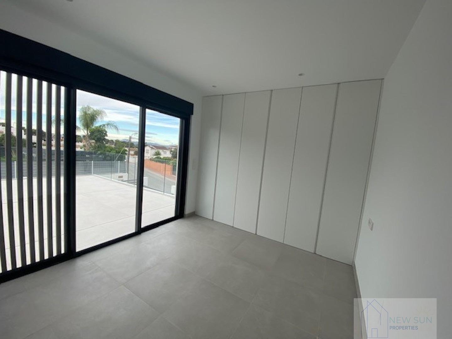 Venta de villa en Orihuela Costa