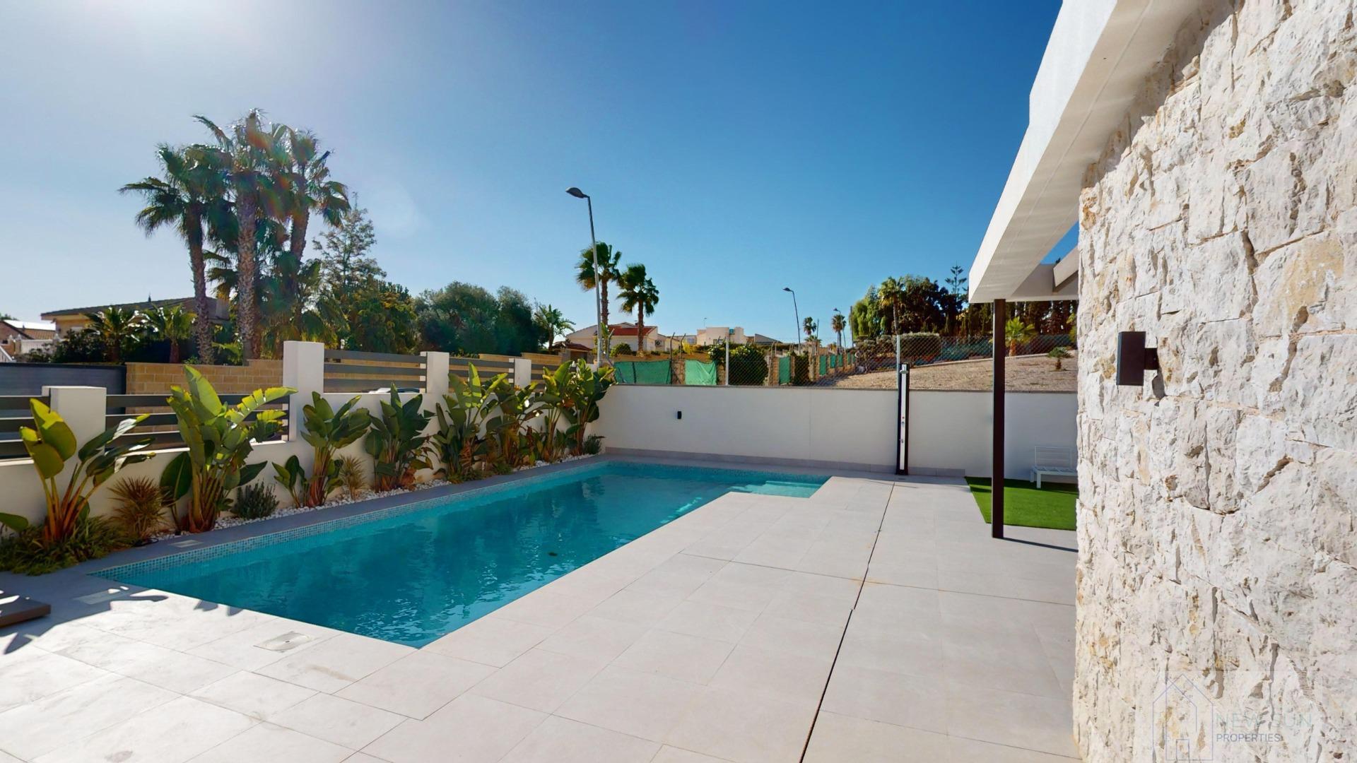 Venta de villa en Orihuela Costa