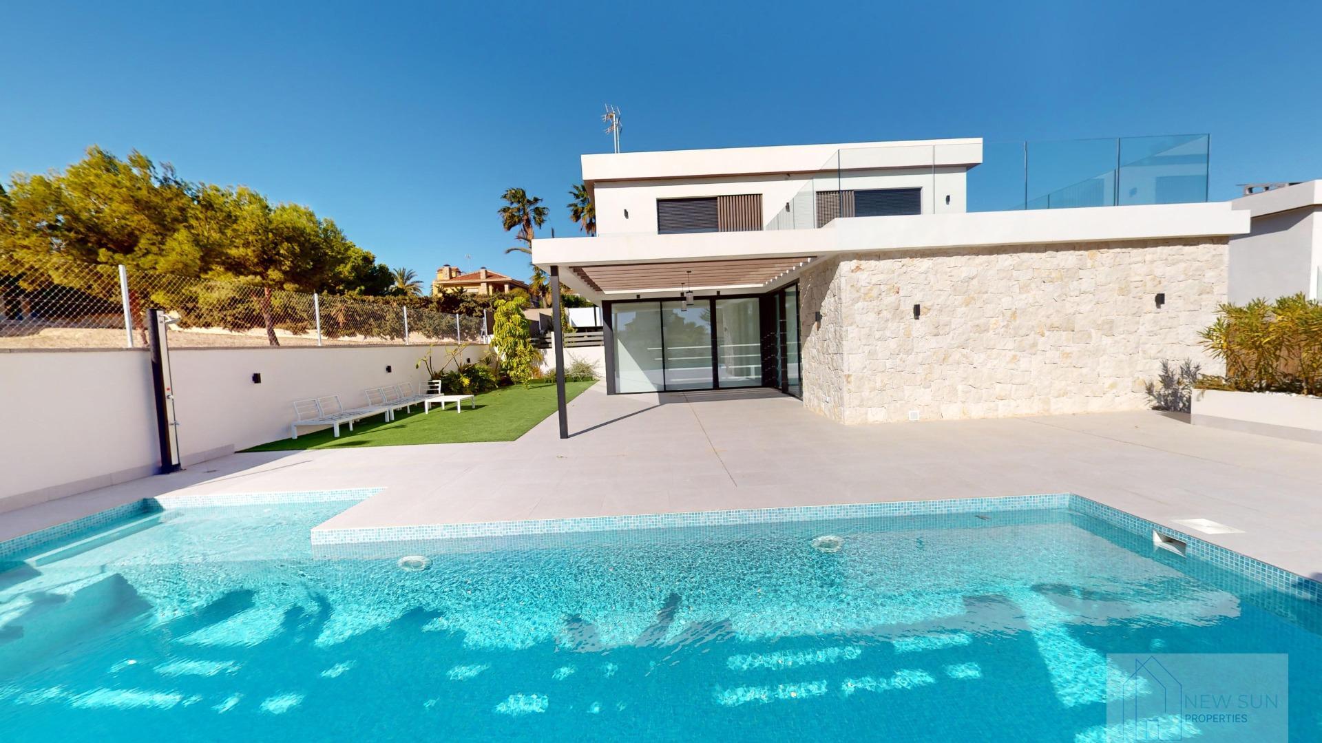 Venta de villa en Orihuela Costa