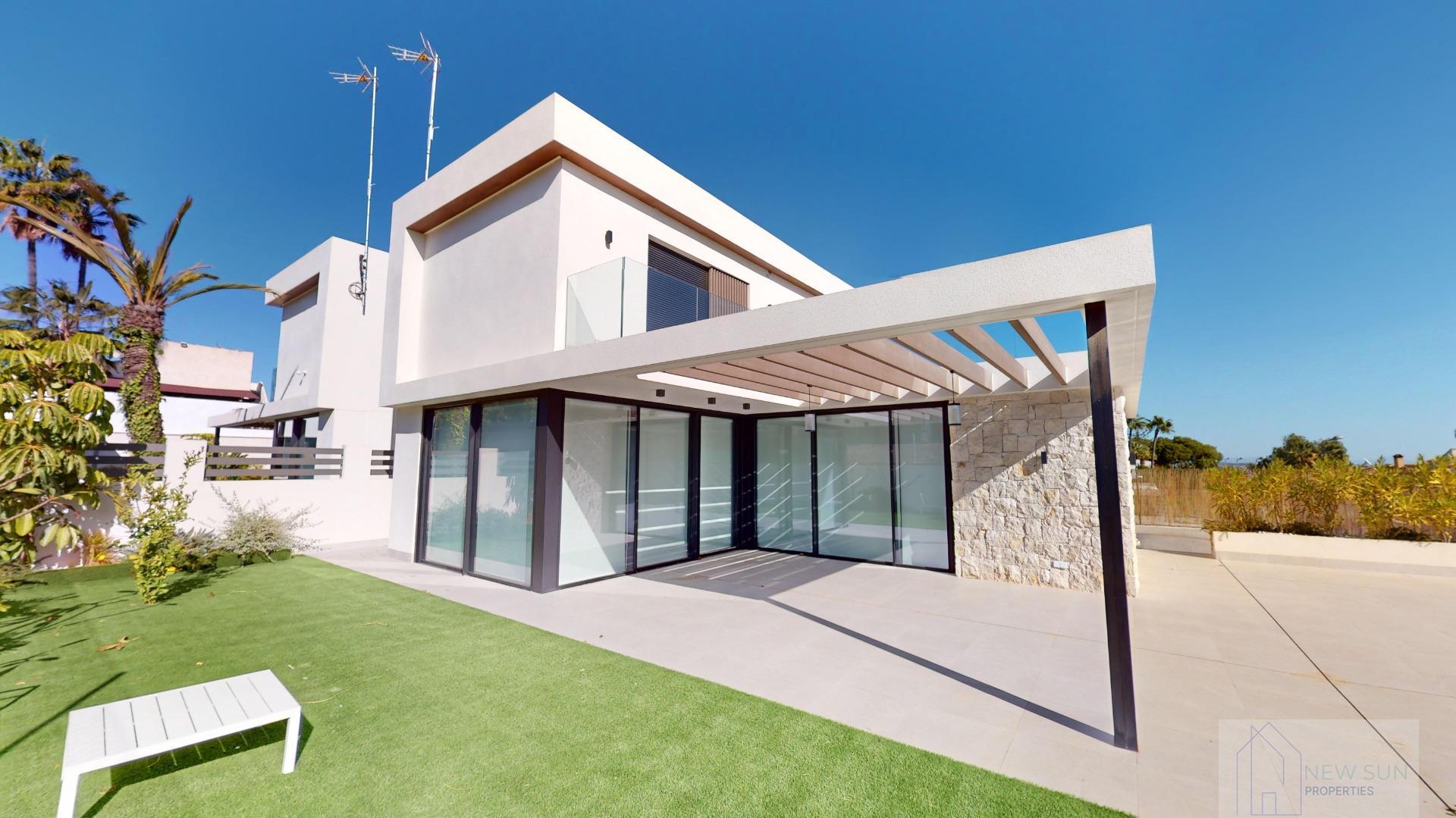 Venta de villa en Orihuela Costa