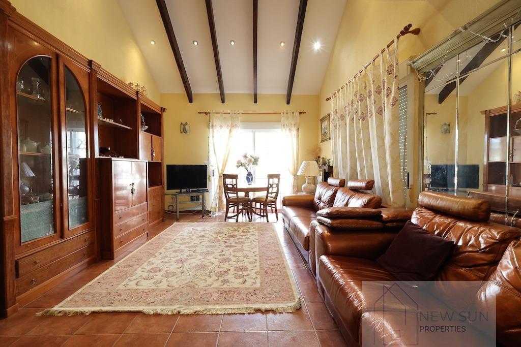 For sale of chalet in Orihuela Costa